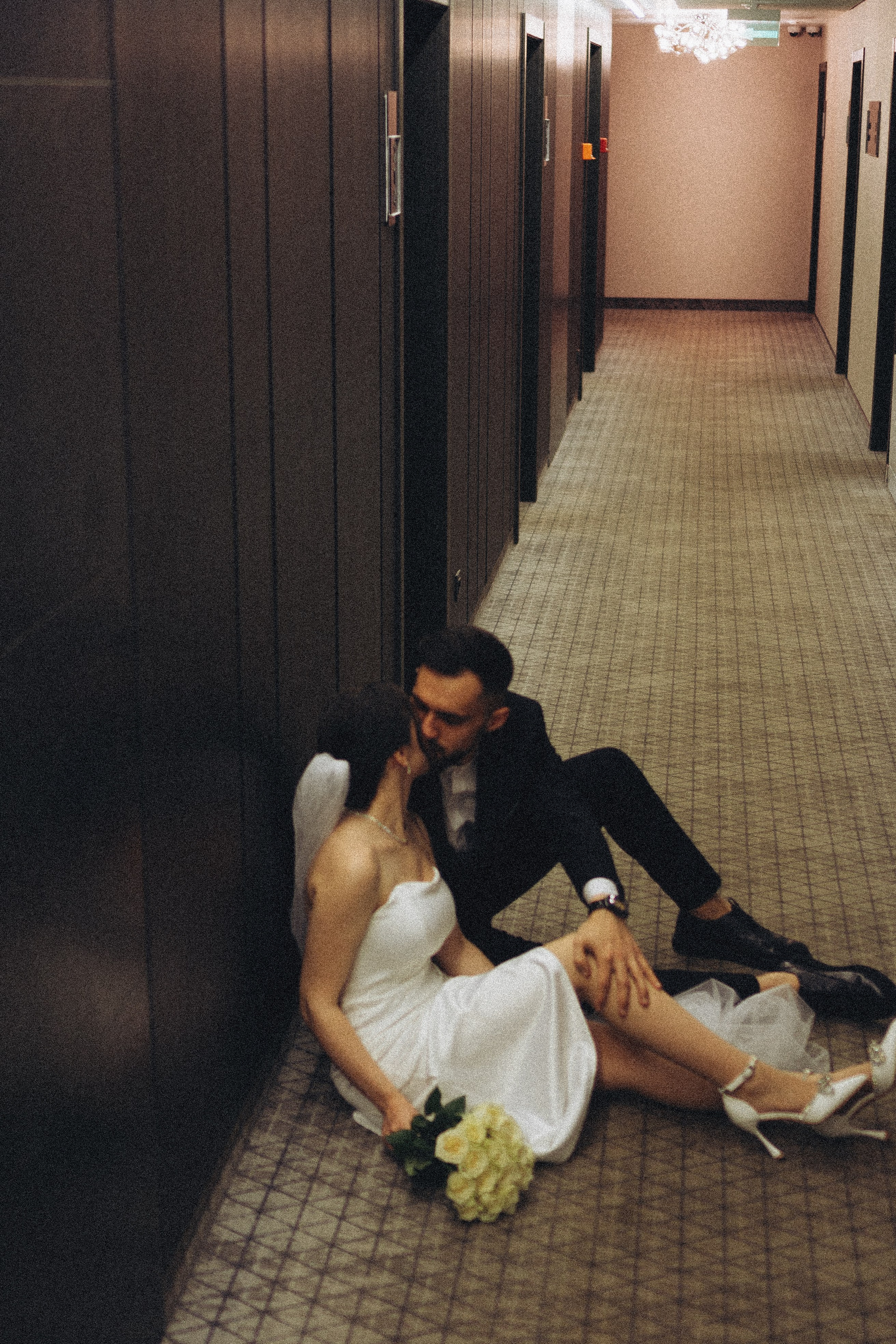 СВАДЕБНАЯ СЬЕМКА СБОРОВ ЖЕНИХА И НЕВЕСТЫ В ОТЕЛЕ И ТАКЖЕ ФОТОСЕССИИЯ В ОТЕЛЕЕ МЕГАПОЛИС БРЯНСК. Профессиональный фотограф, Санкт-Петербург — Виктория Богомолова