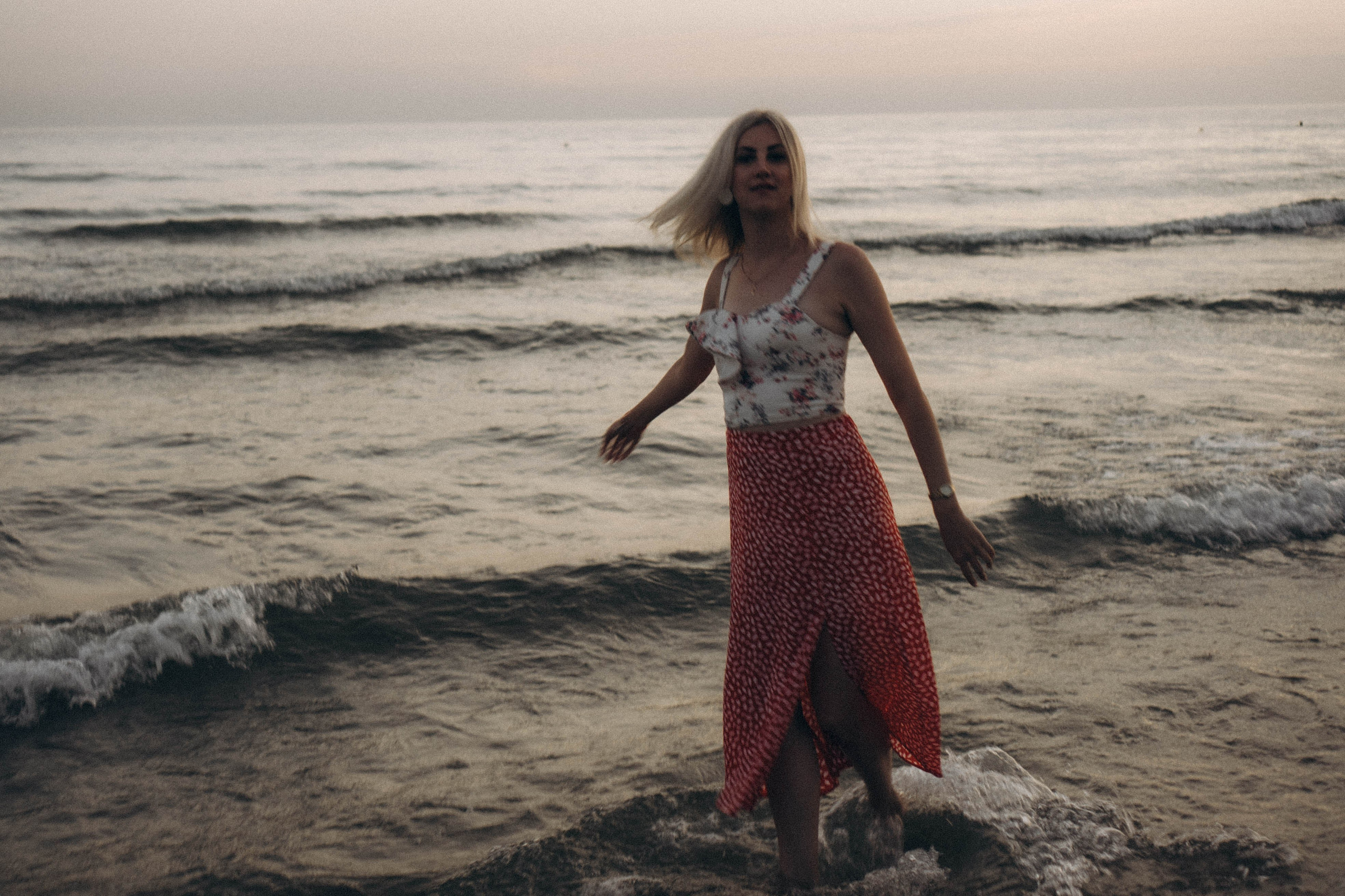 Июльский вечер на берегу черного моря. Профессиональный фотограф, Санкт-Петербург — Виктория Богомолова