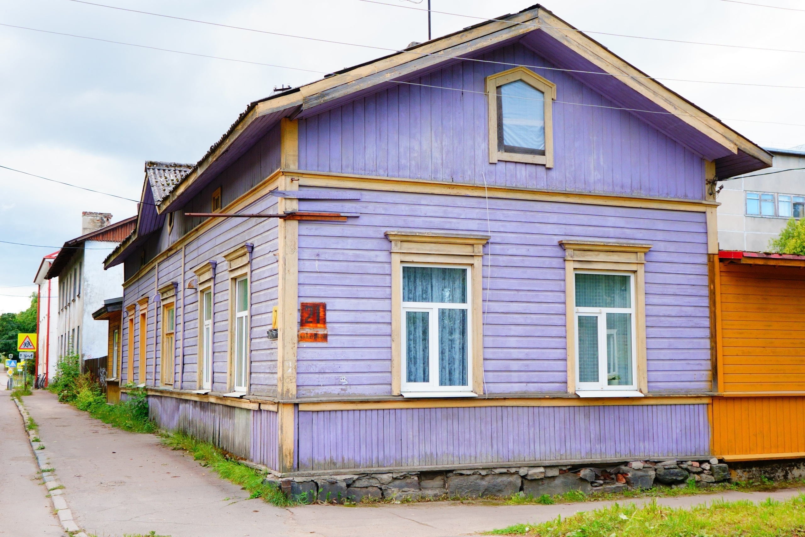 Фасады зданий. Фотограф недвижимости Света Гу в Санкт-Петербурге