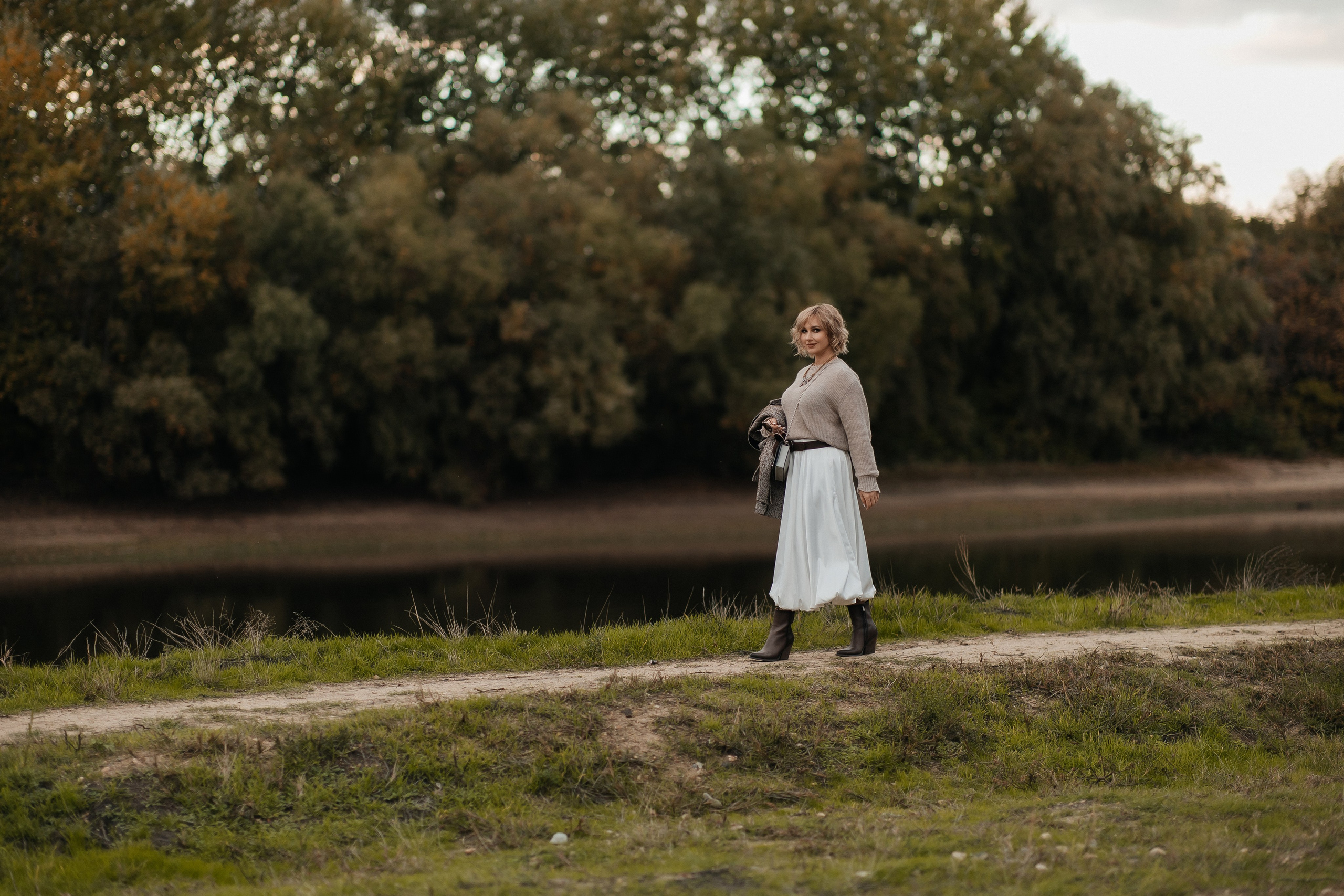 Маша и осень