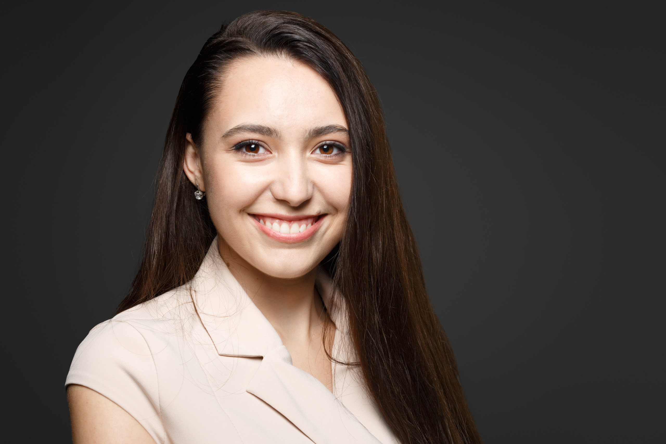 Professional Headshots and Business Portraits. Elena Yavorskaya Photography