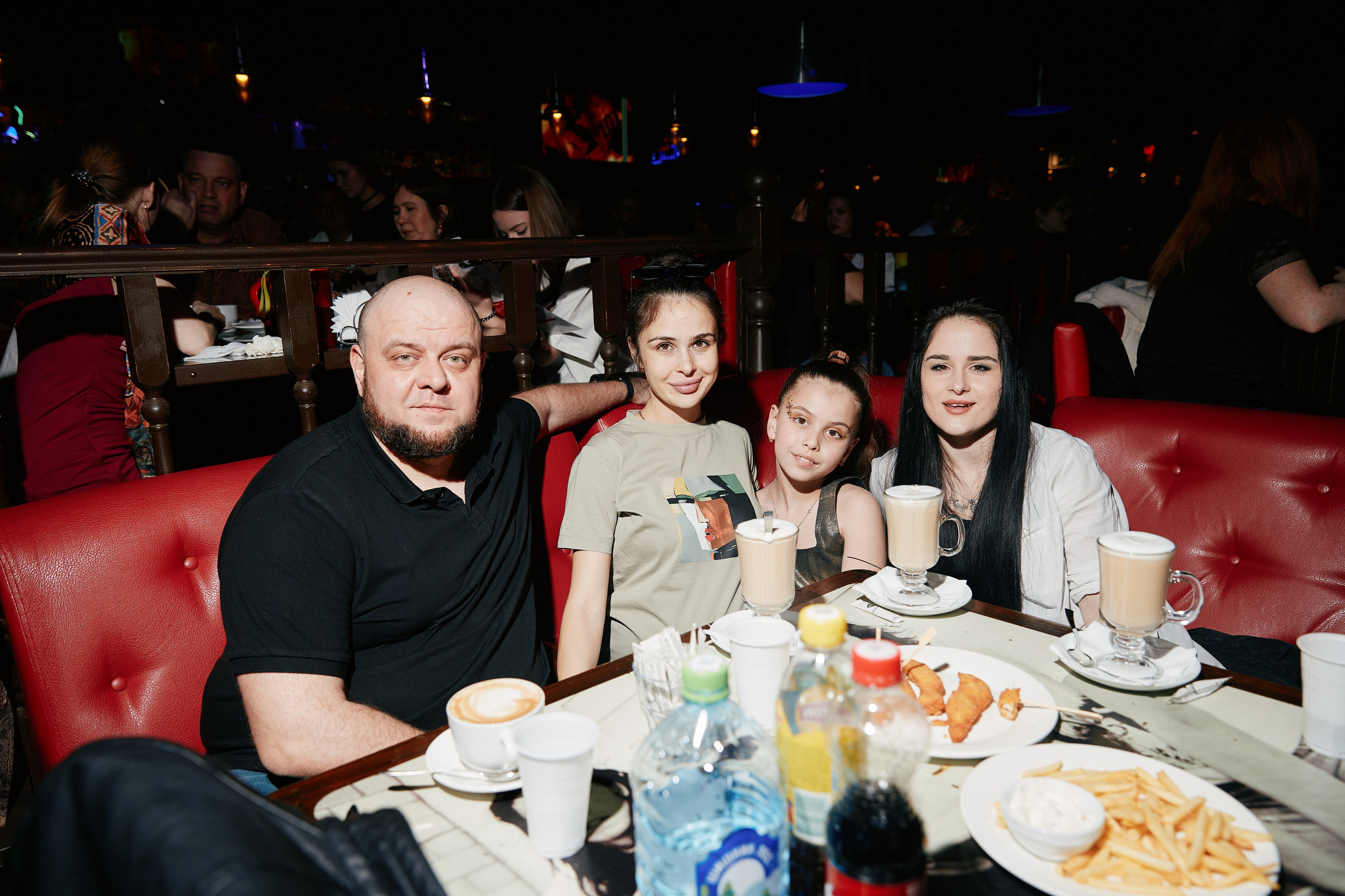 Концерт в Rock Bar 29.03. Свадебный репортажный фотограф краснодар максим дремов дрёмов фотосессия студия цена