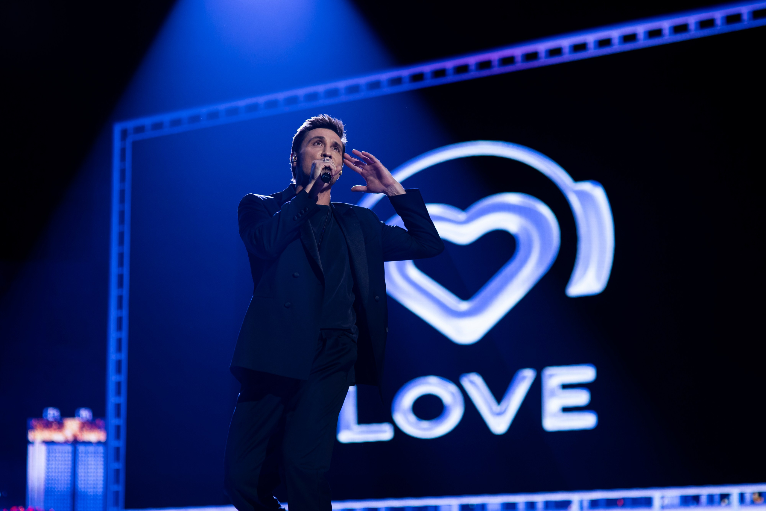 BIG LOVE SHOW 2025/ БИГ ЛАВ ШОУ 2025. ЛАВ РАДИО. ФОТОГРАФ МОСКВА. КОНЦЕРТ. АРЕНА LIVE.  КЛАВА КОКА. ЛЕША СВИК. МАРИ КРАЙМБРЕРИ. ДИМА БИЛАН. ОЛЬГА БУЗОВА. ЛЮСЯ ЧЕБОТИНА. ВАНЯ ДМИТРИЕНКО. ЮЛИАННА КАРАУЛОВА. ХАННА. ЮЛИЯ ПАРШУТА. ХАБИБ. NILETTO. ARTIC & ASTI