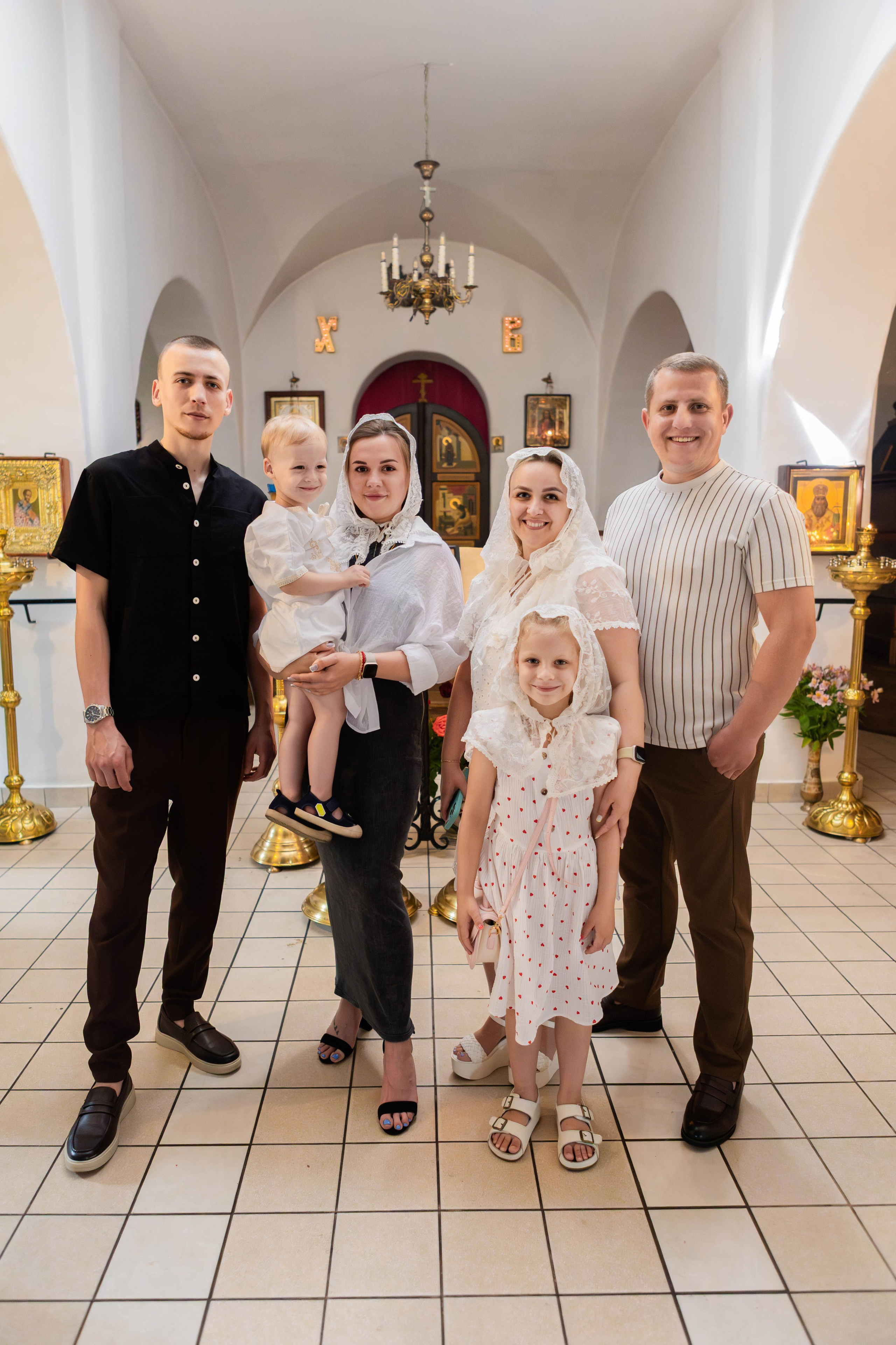 Крещение Владислава. Храм Воскресения Христова (Памирская). Свадебный семейный и детский фотограф в Краснодаре Карина Федоровская