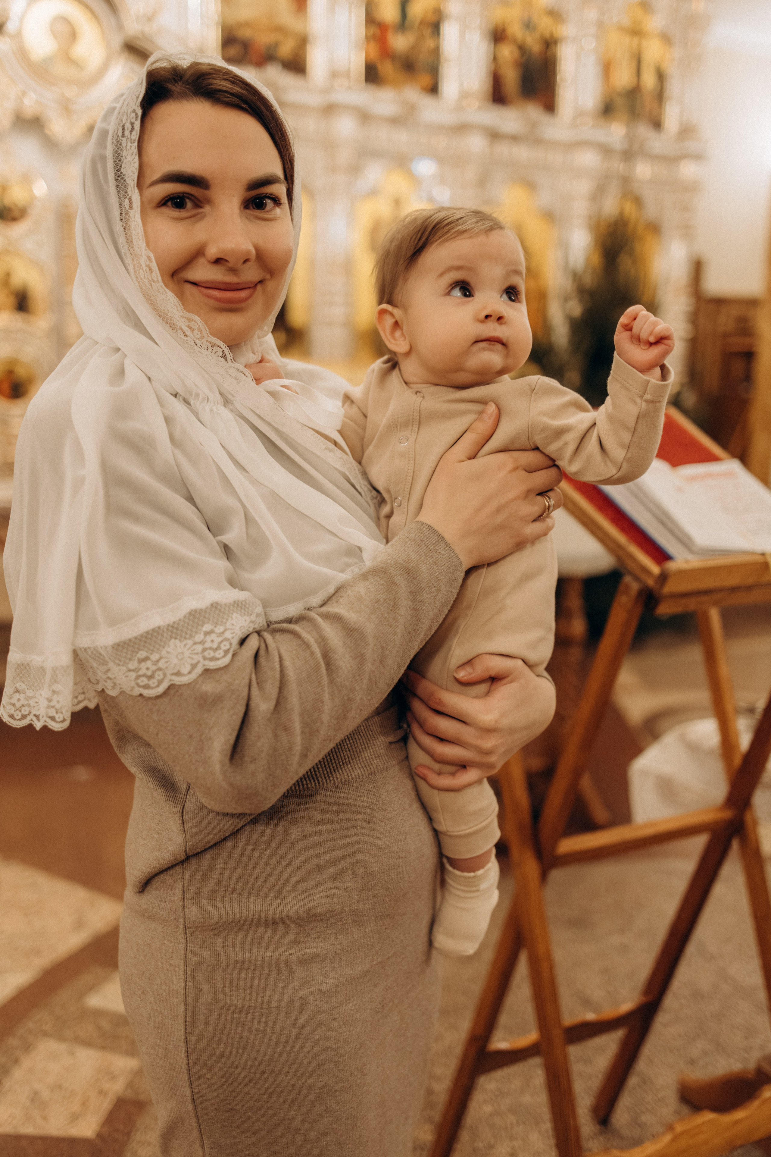 Съемка крещения в Кафедральном соборе Воронежа. Семейный и свадебный фотограф Воронеж Елизавета Федорова