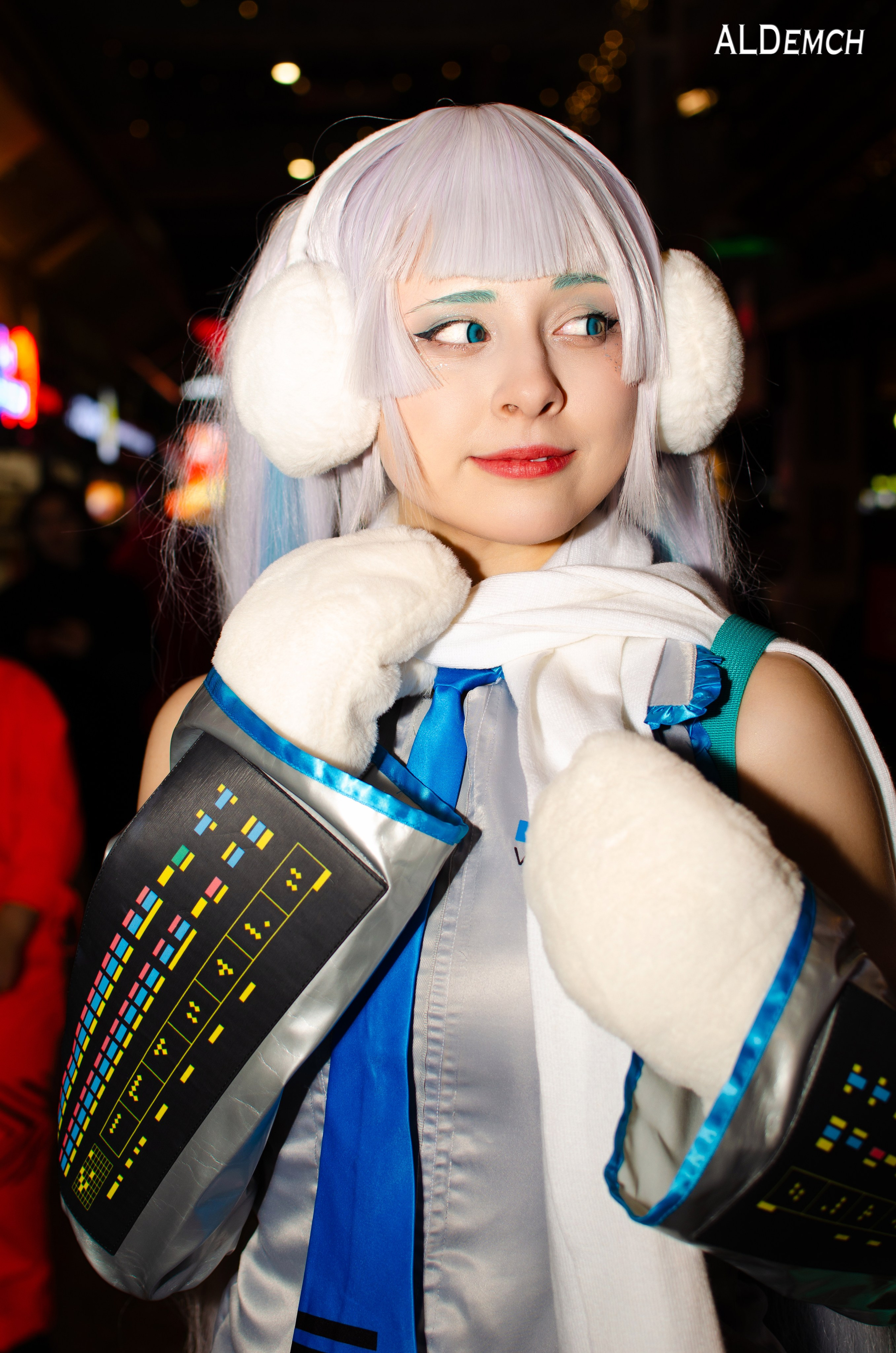 Аниме картинки персонажей и косплей фото в России Москве