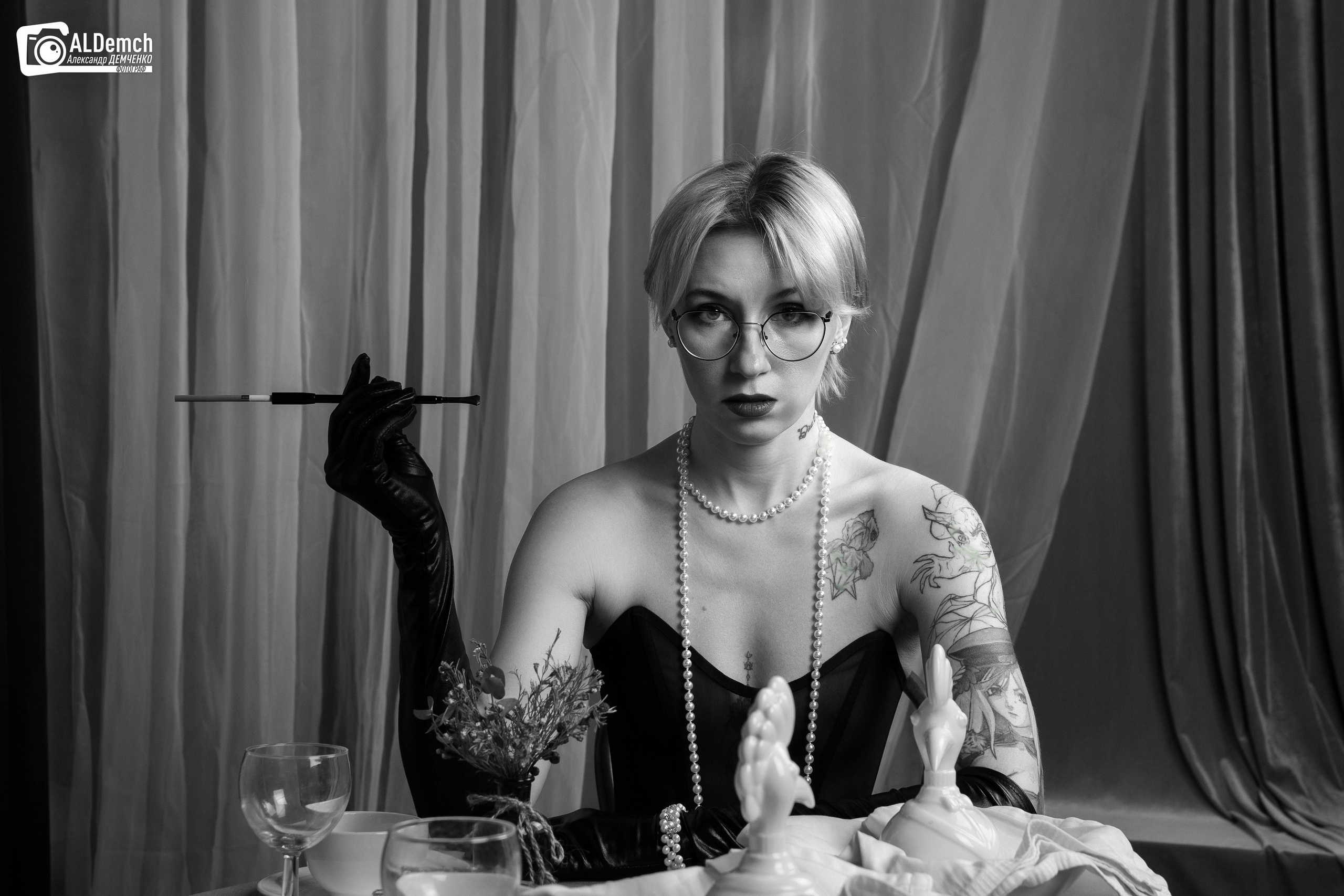 Гламурная фотосессия девушки в фотостудии в Москве