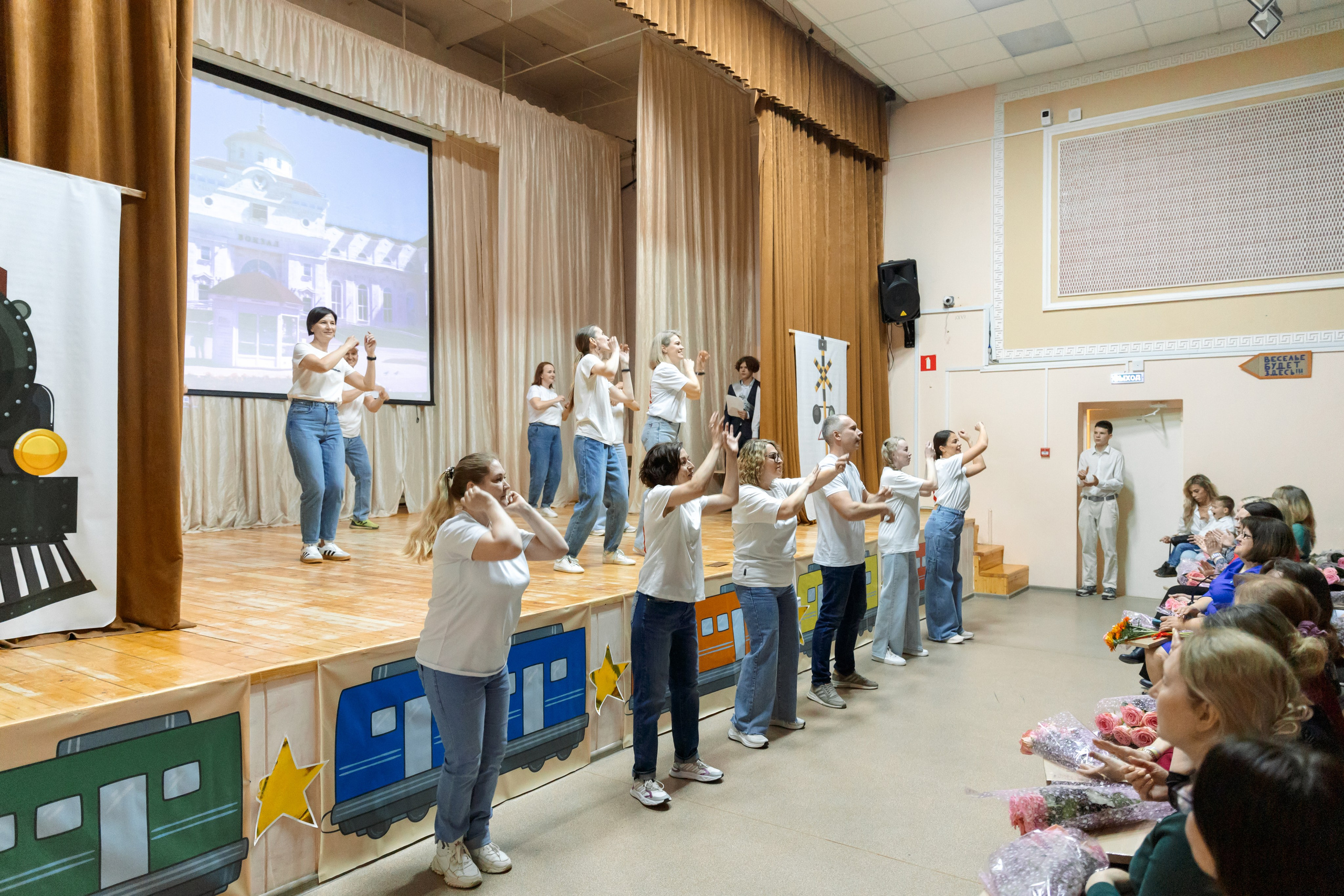 Выпускной шк 88 9-е кл. 24.05.2024. Свадебный и Семейный фотограф г. Ижевск Гульназ Солдатова. Гульназ фото