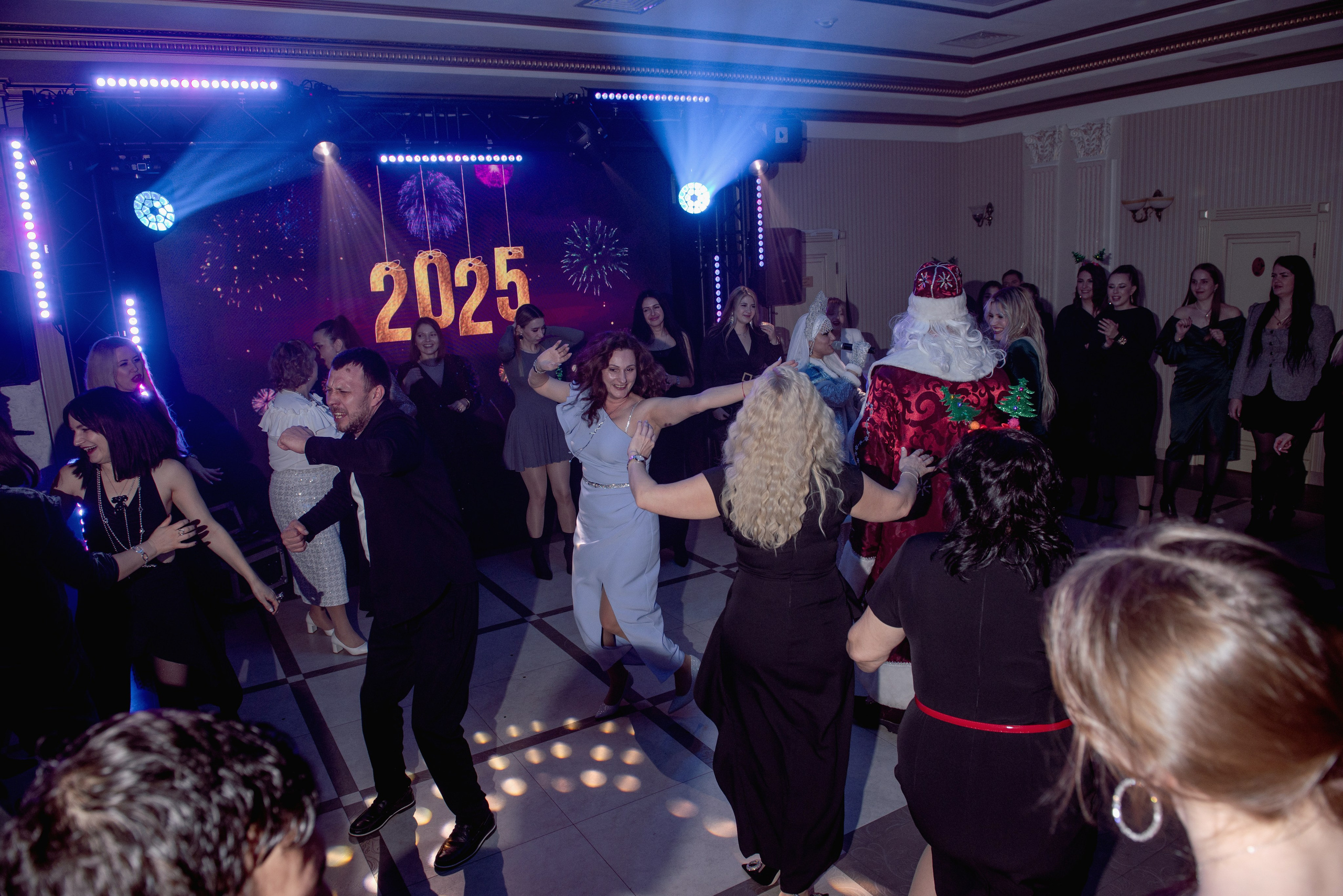 Новый год в ресторане «Розмарин». Семейный фотограф в Новочеркасске Виктория Громова