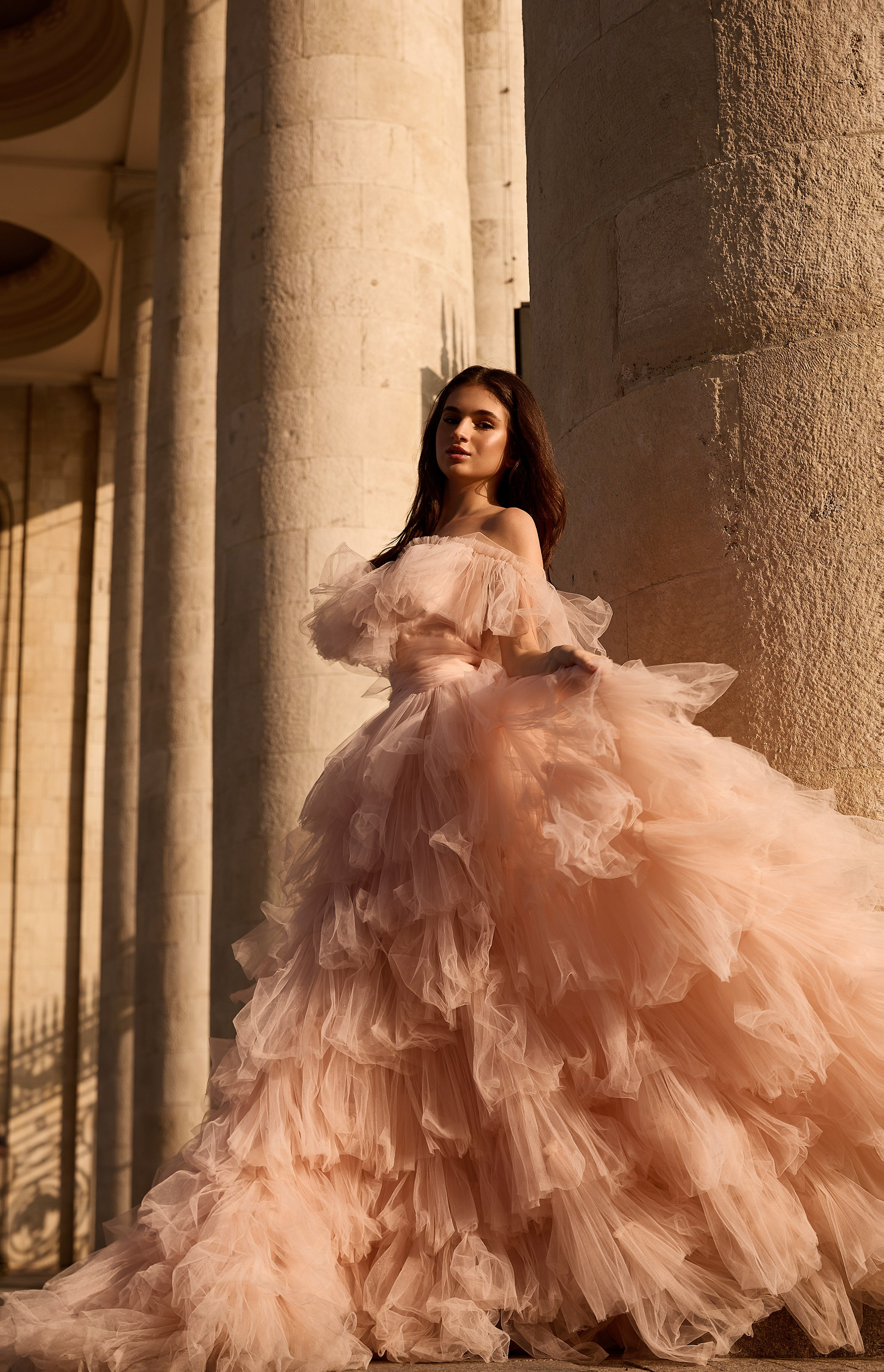 STREET. Фотограф Оля Мороз Москва портретный фотограф нейрофотосессия