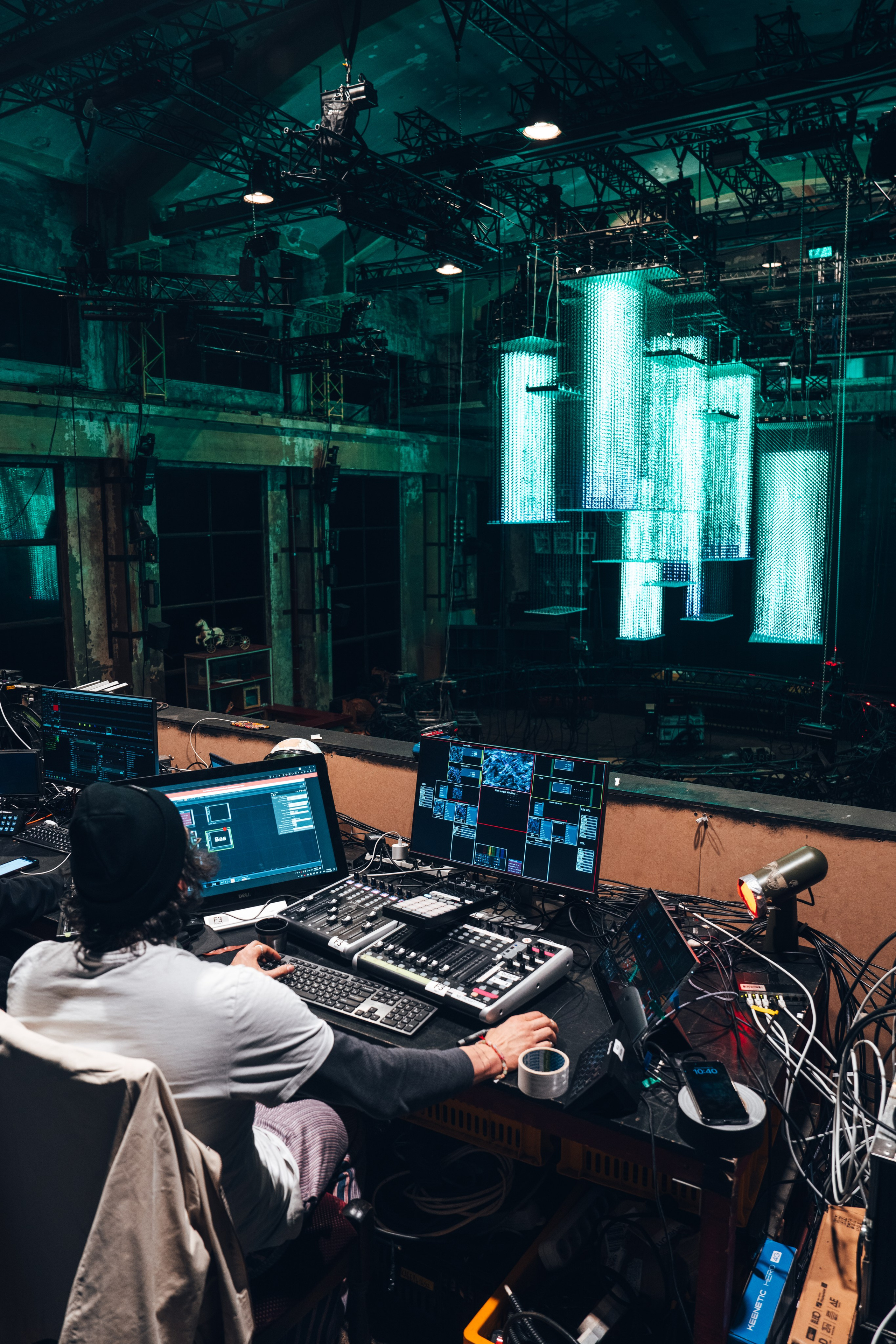 Ø Backstage, SILA SVETA. @tomrus: Рустам Шагиморданов — фотограф