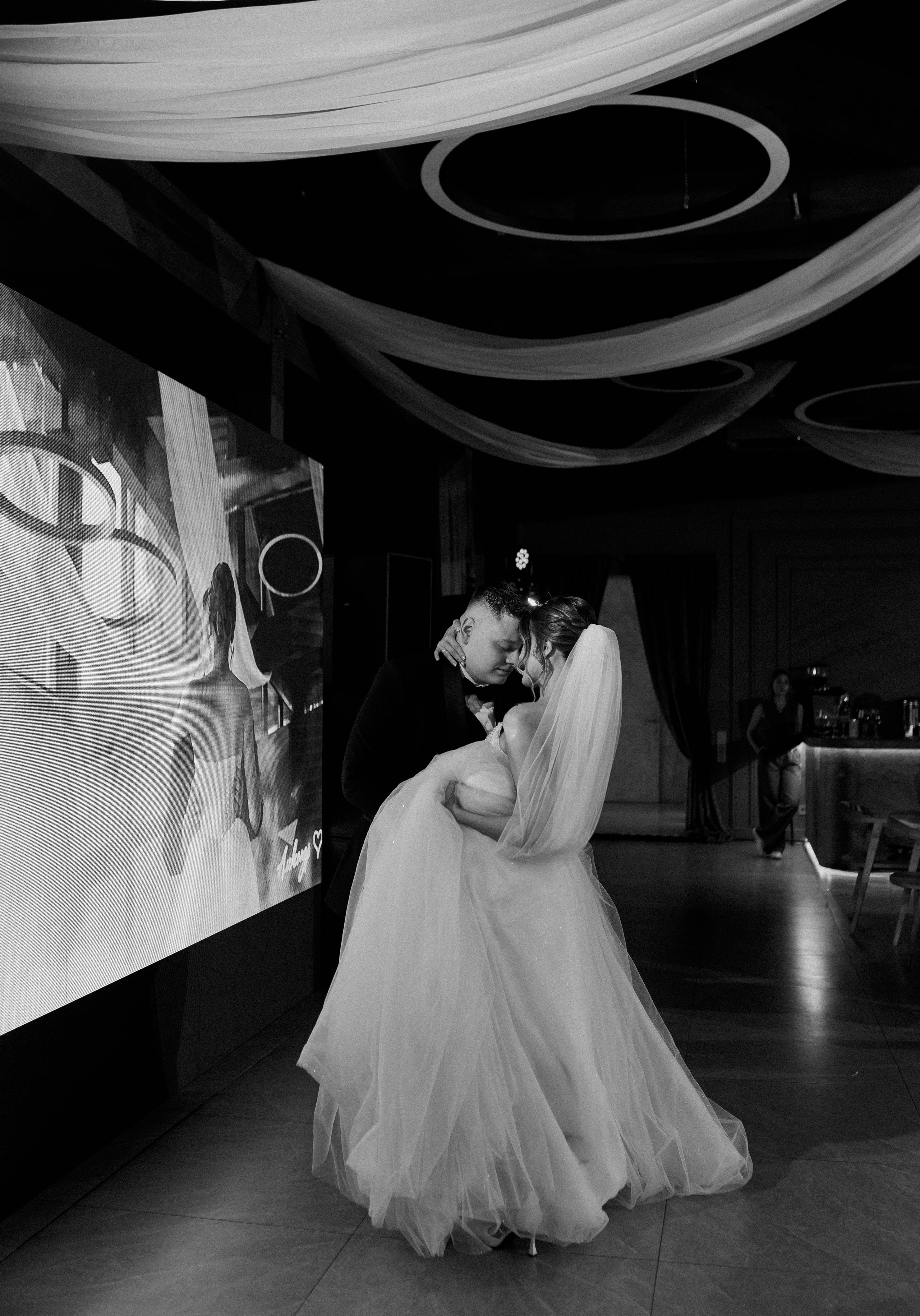 Свадебная история. Лесной Виладж. Свадебный и семейный фотограф Рассказова Виктория