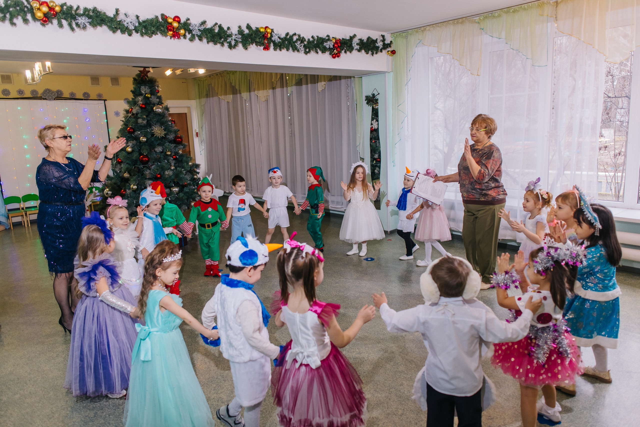 Новогодние утренники в детском саду. Свадебный и семейный фотограф Яна Стражева. Волгоград, Москва