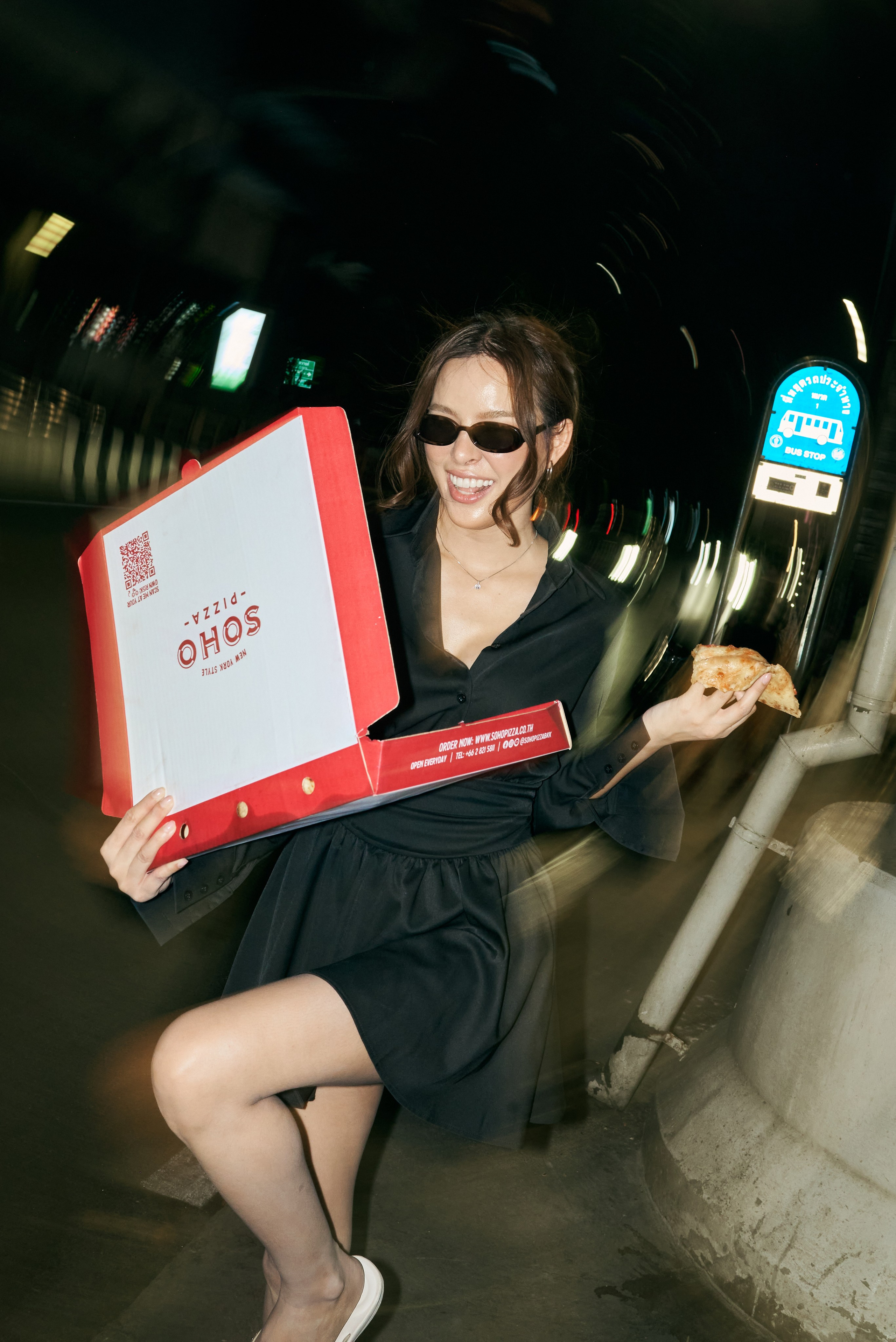 Pizza with Warunya. Photographer Bangkok — Pattaya | фотограф Бангкок — Паттайа