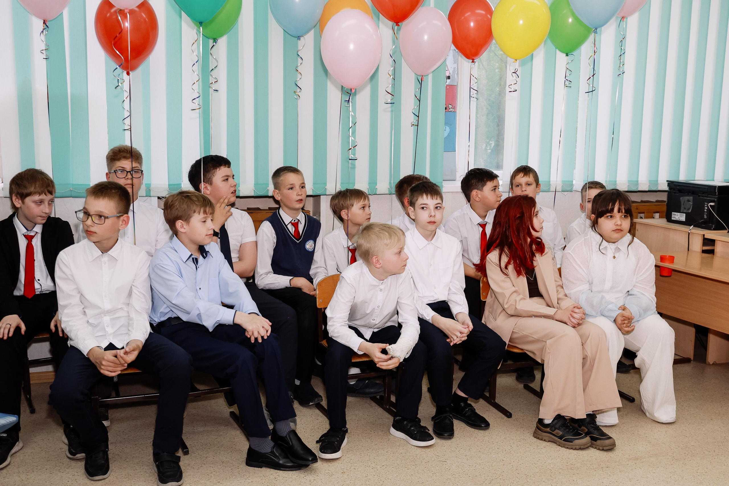 Прощай начальная школа 4б Лицей 28. Фотограф Юлия Мальцева