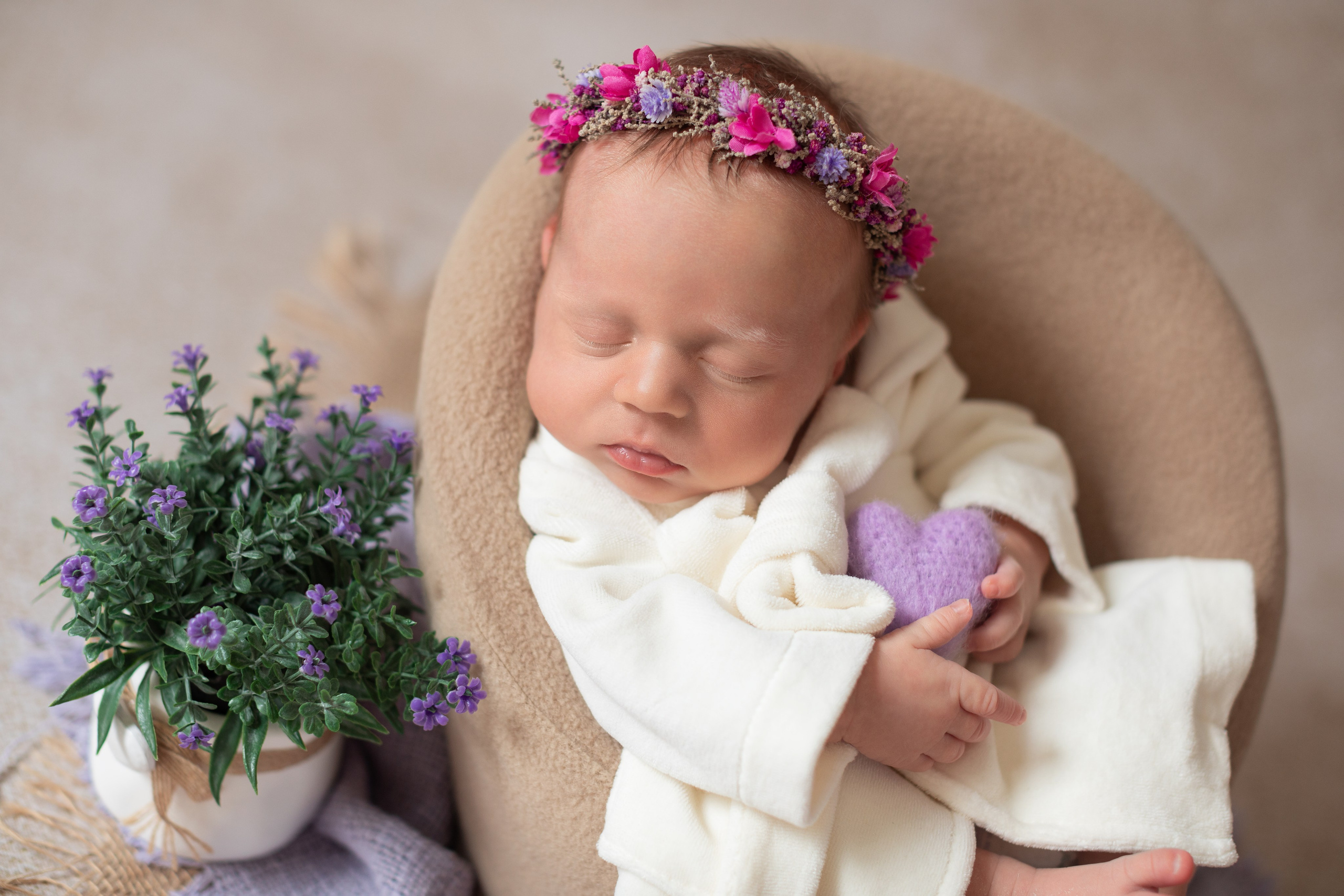 PH @bestmoments_newborn. Retoucher Aleksmokh