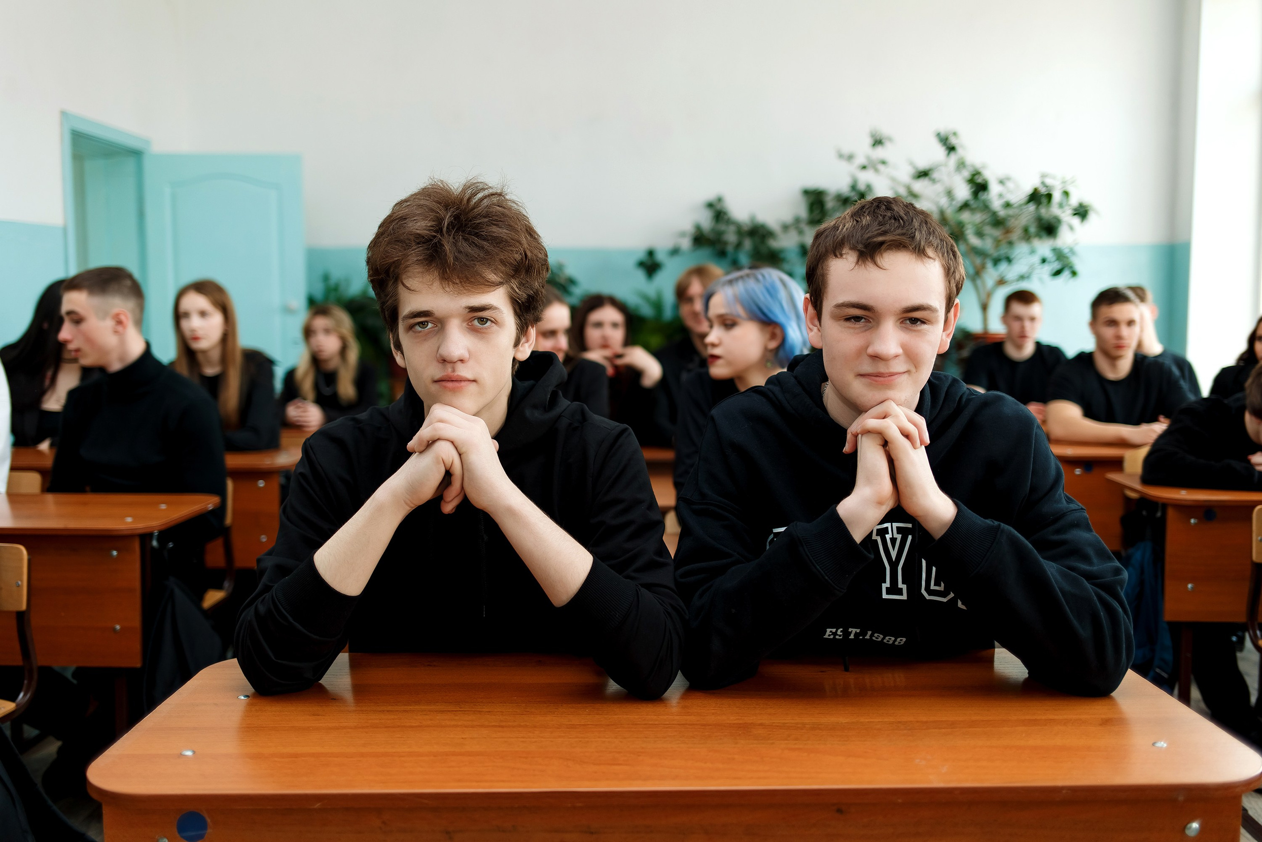 11 класс съемка в школе. Фотограф Любовь Корниенко, Примоский край