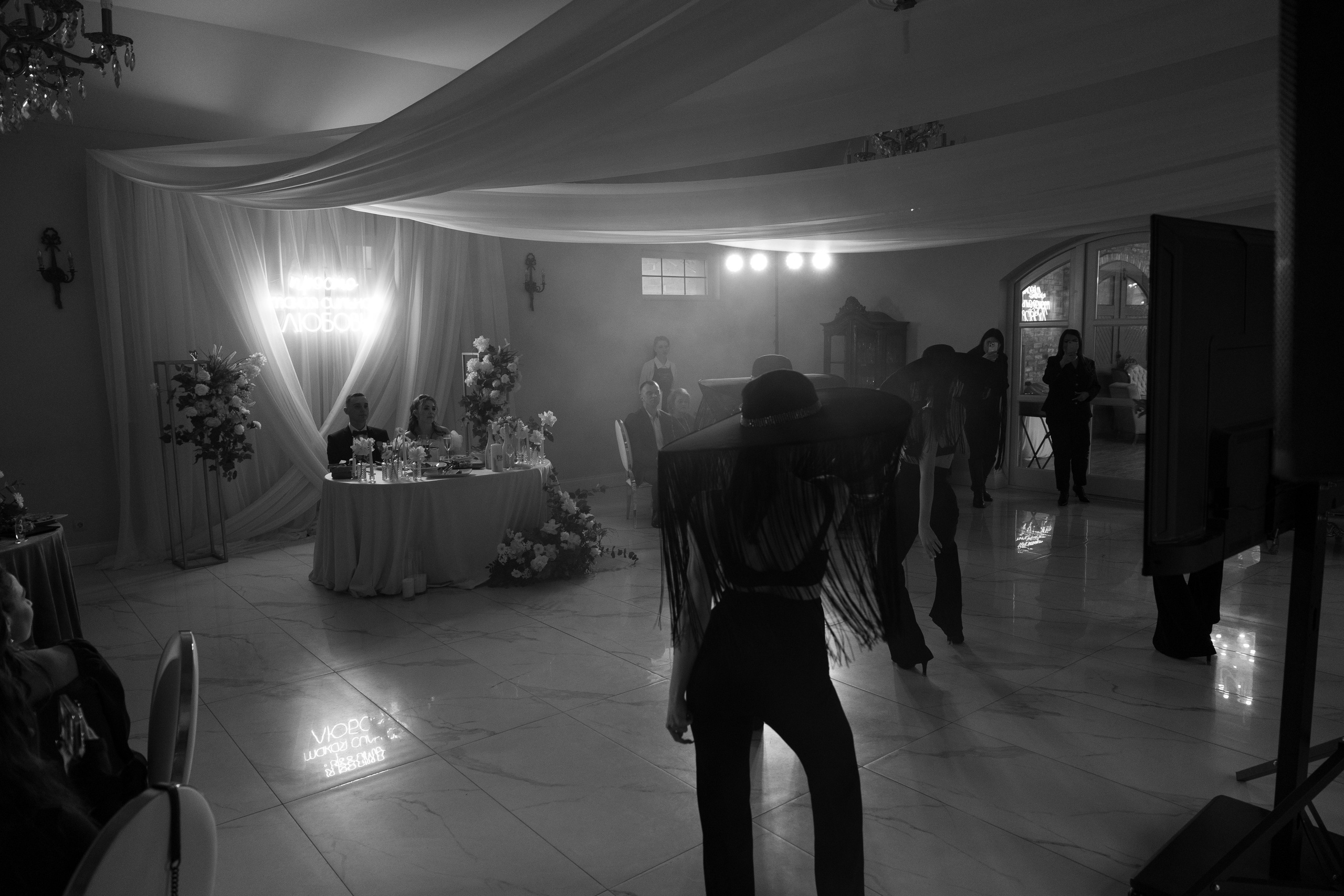 Банкет Усадьба зал «Конюшня». Свадебный фотограф Калининград