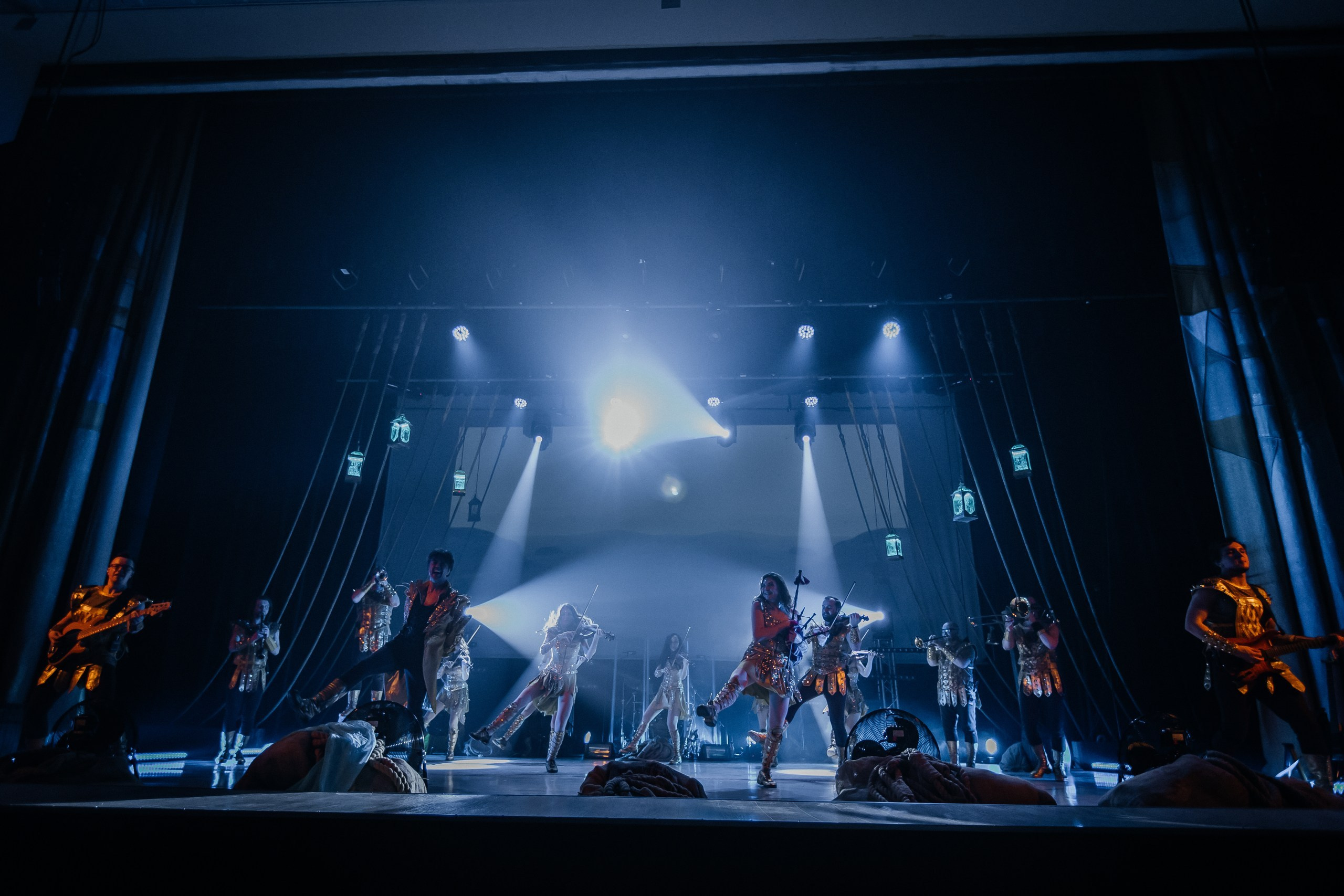 Первый в мире танцующий оркестр«Concord Orchestra». Обо мне