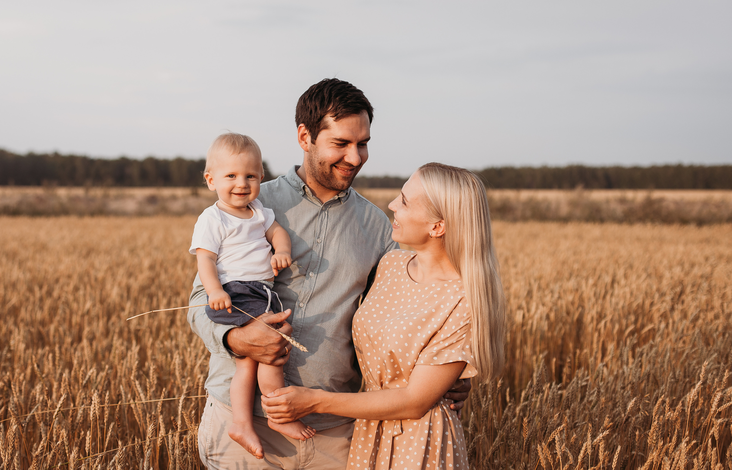 Золотые колосья. Детский и семейный фотограф, Newborn фотограф новорожденных г. Челябинск