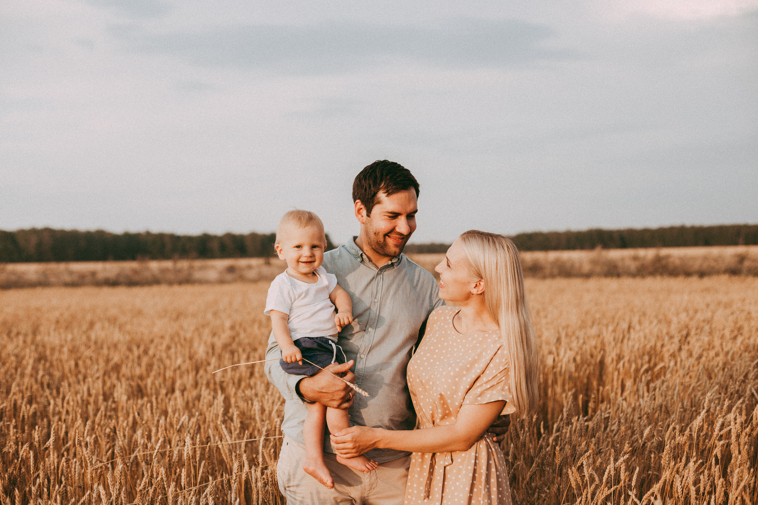 Золотые колосья. Детский и семейный фотограф, Newborn фотограф новорожденных г. Челябинск