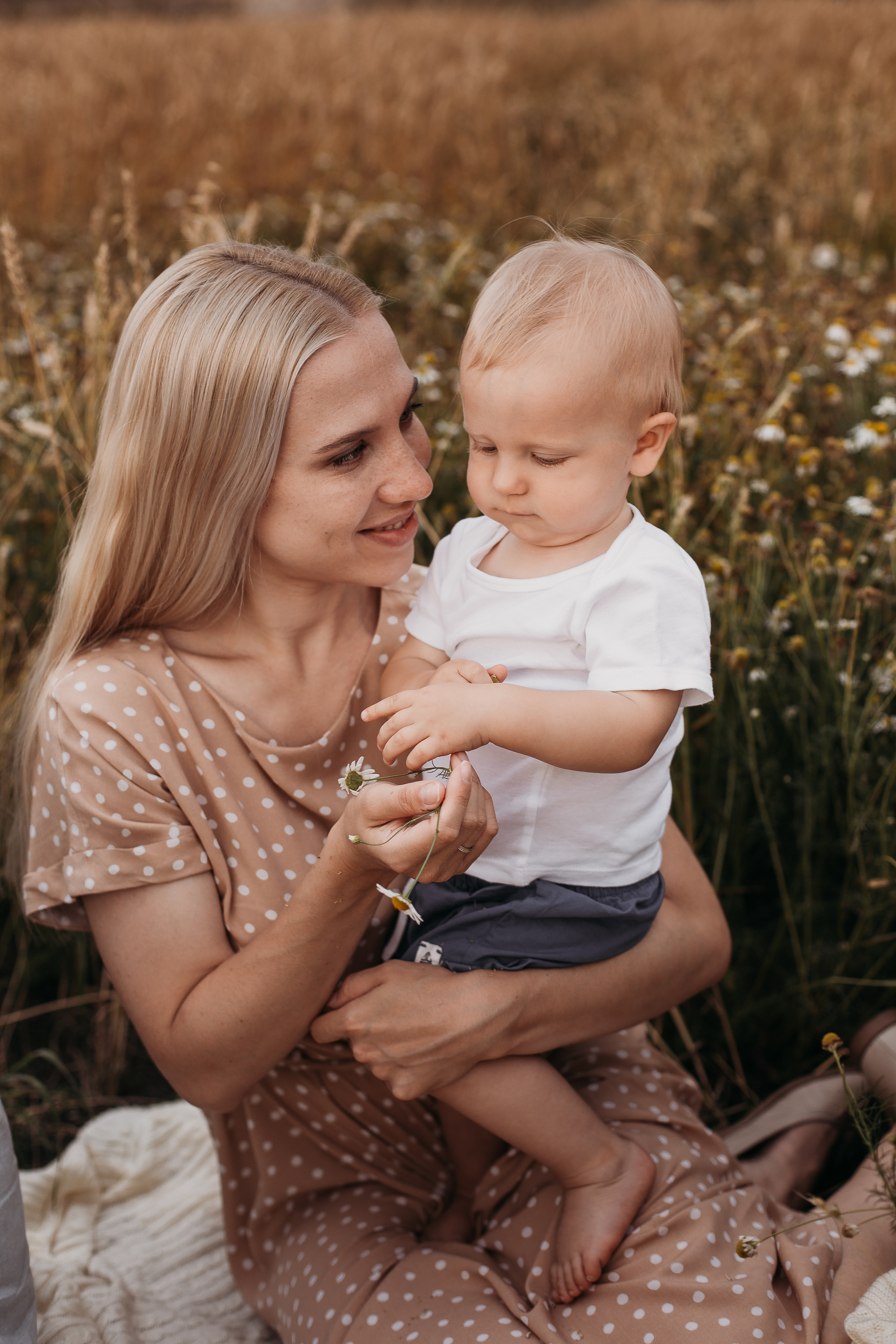 Золотые колосья. Детский и семейный фотограф, Newborn фотограф новорожденных г. Челябинск