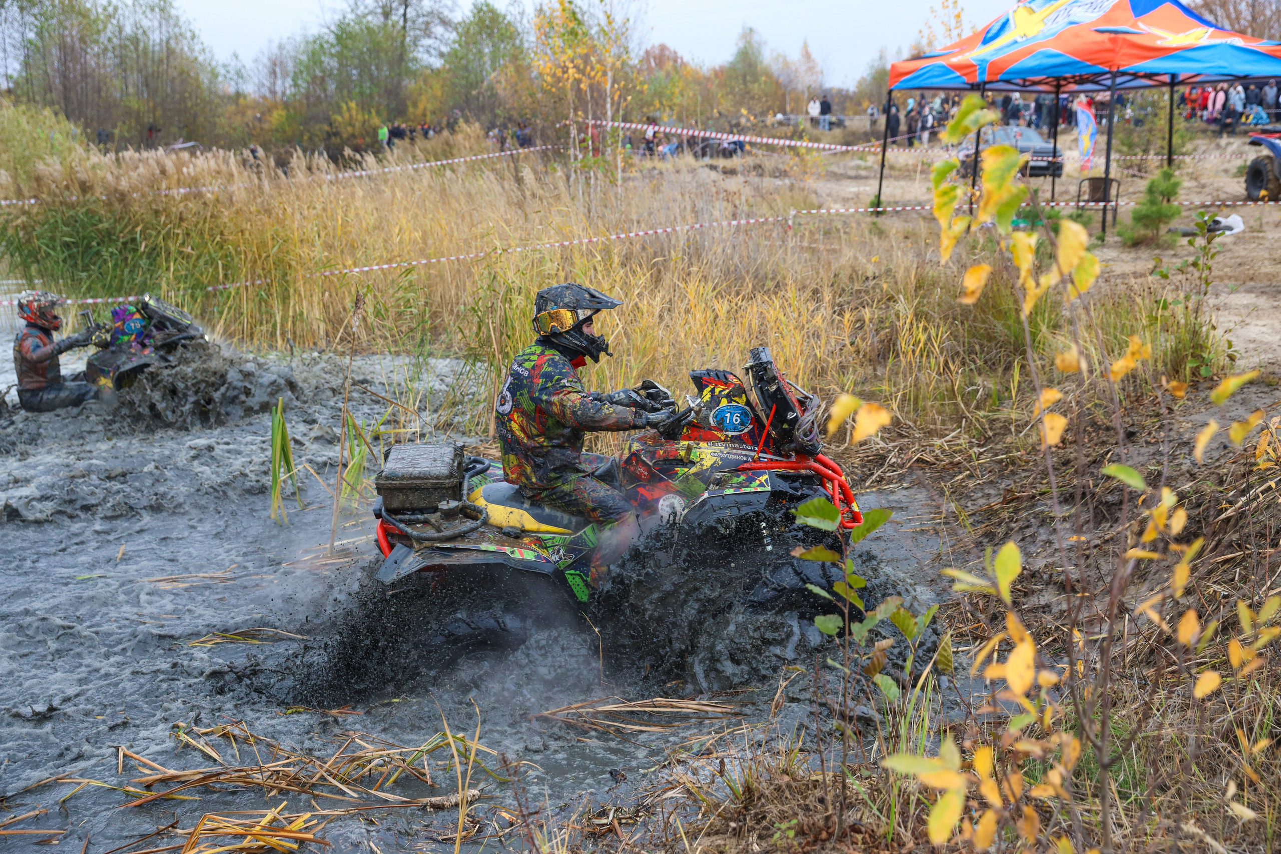 Гонки на квадроциклах Грязевое кольцо. Спортивный фотограф в Самаре