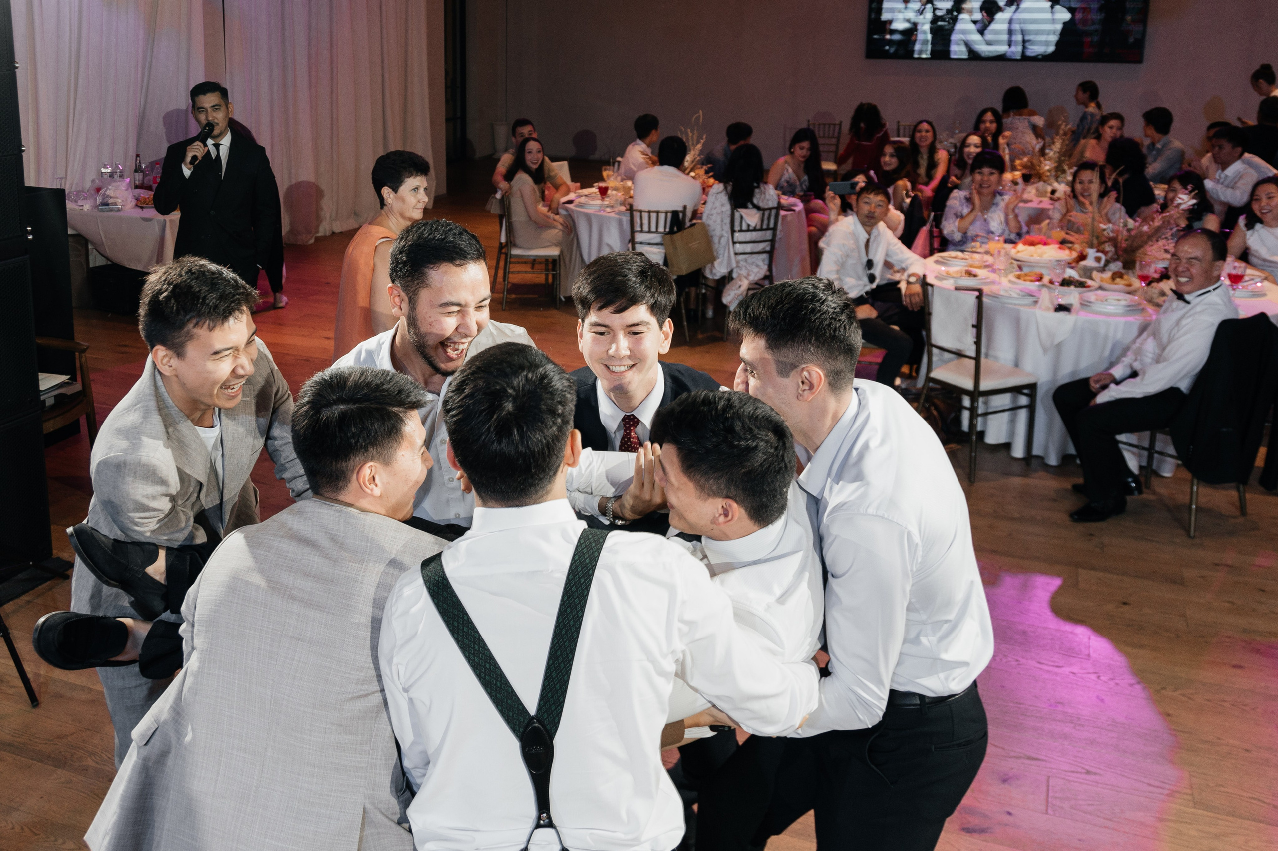 Azhar Uzatu. Свадебный фотограф Алматы