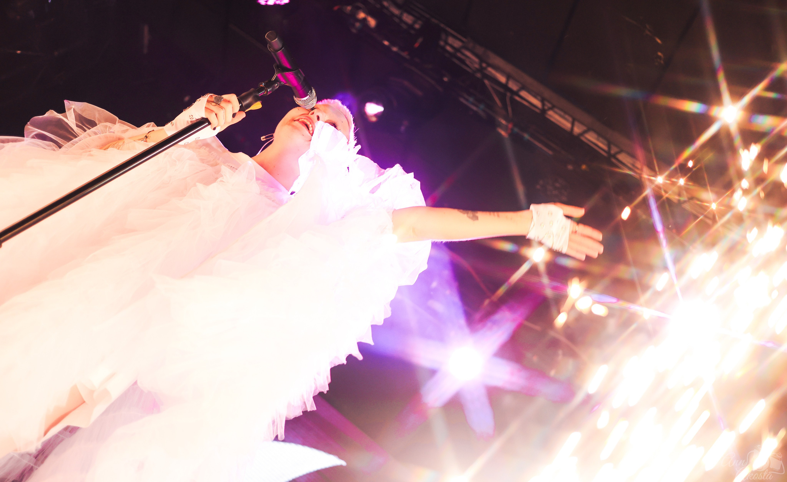 Тося Чайкина | клуб «Космонавт»| СПб. Анна Акоста: фотограф в Санкт-Петербурге и Таганроге