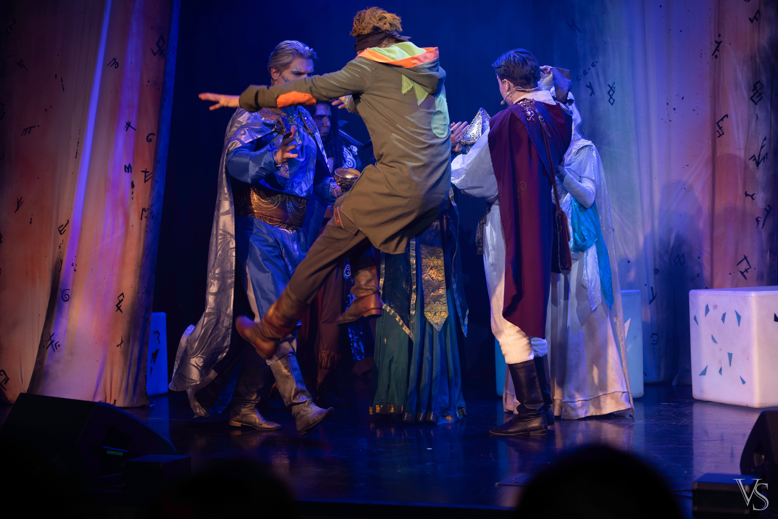 Книга стихий 25.01. Фотограф Виктор Степанов