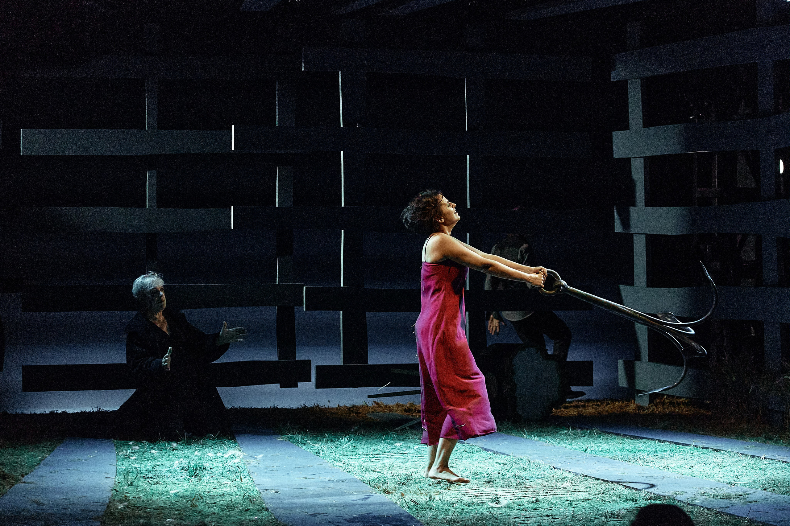 Бесприданница. Приют комедианта. Фотограф Нина Антонова