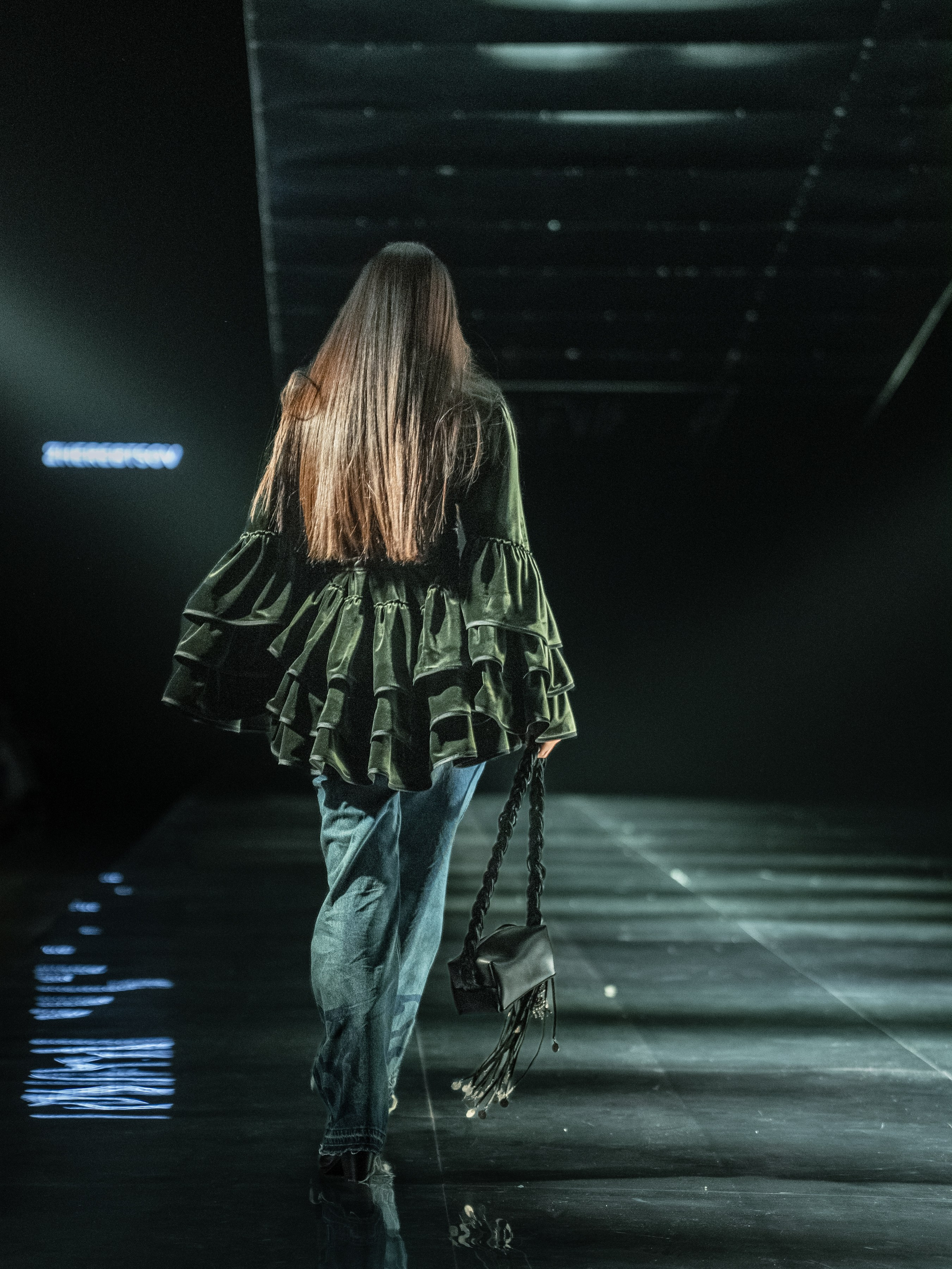 Visa Fashion Week Almaty Pre-Fall 2026 April Leonid Zherebtsov. Сайт Алматинского НЮ АРТ, будуар и фэшн фотографа Дениса Карпенко