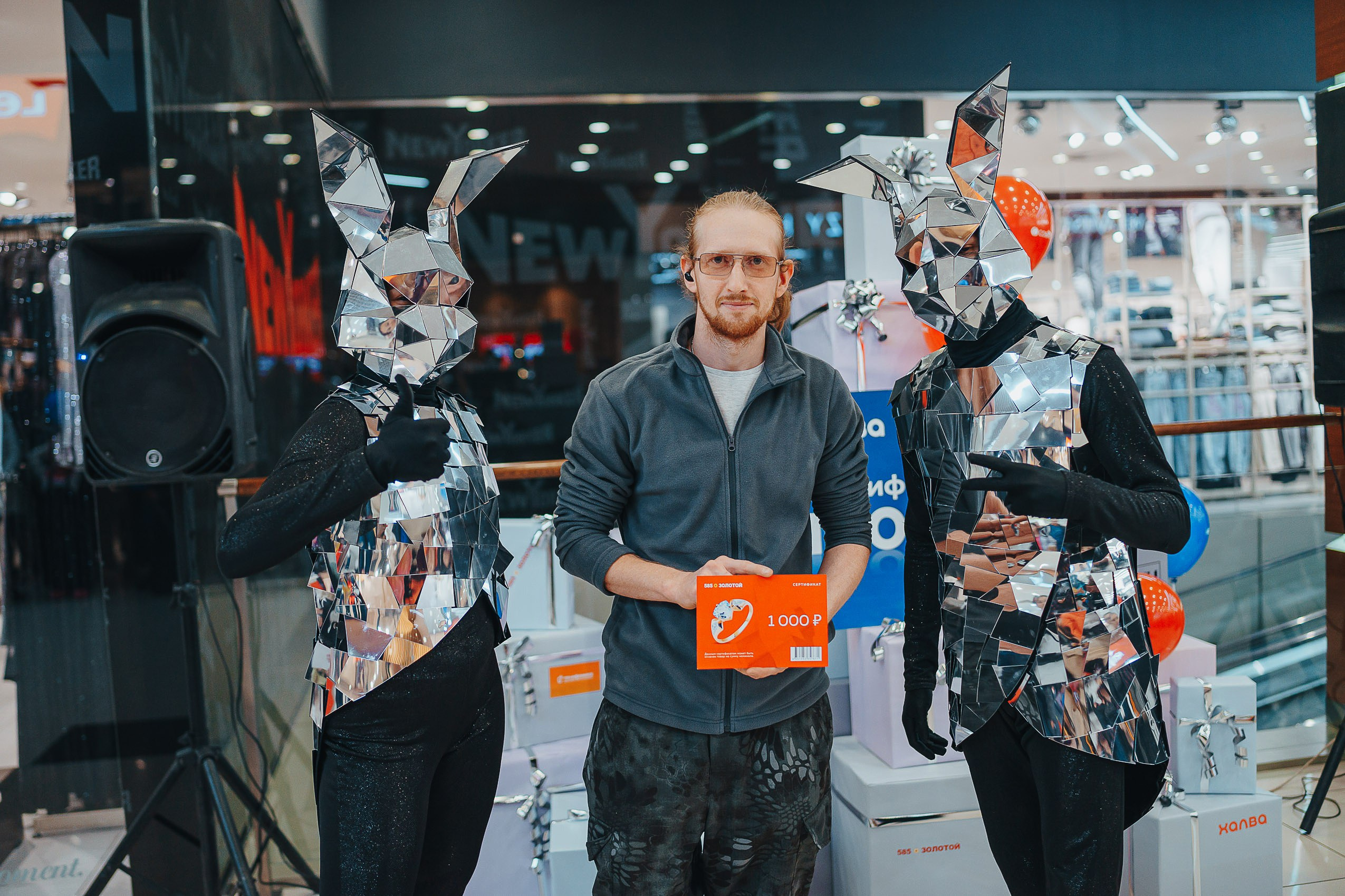 Совкомбанк Халва промо. Репортажный (Event) фотограф в Барнауле | Даниил Маркин | Качество и вайб