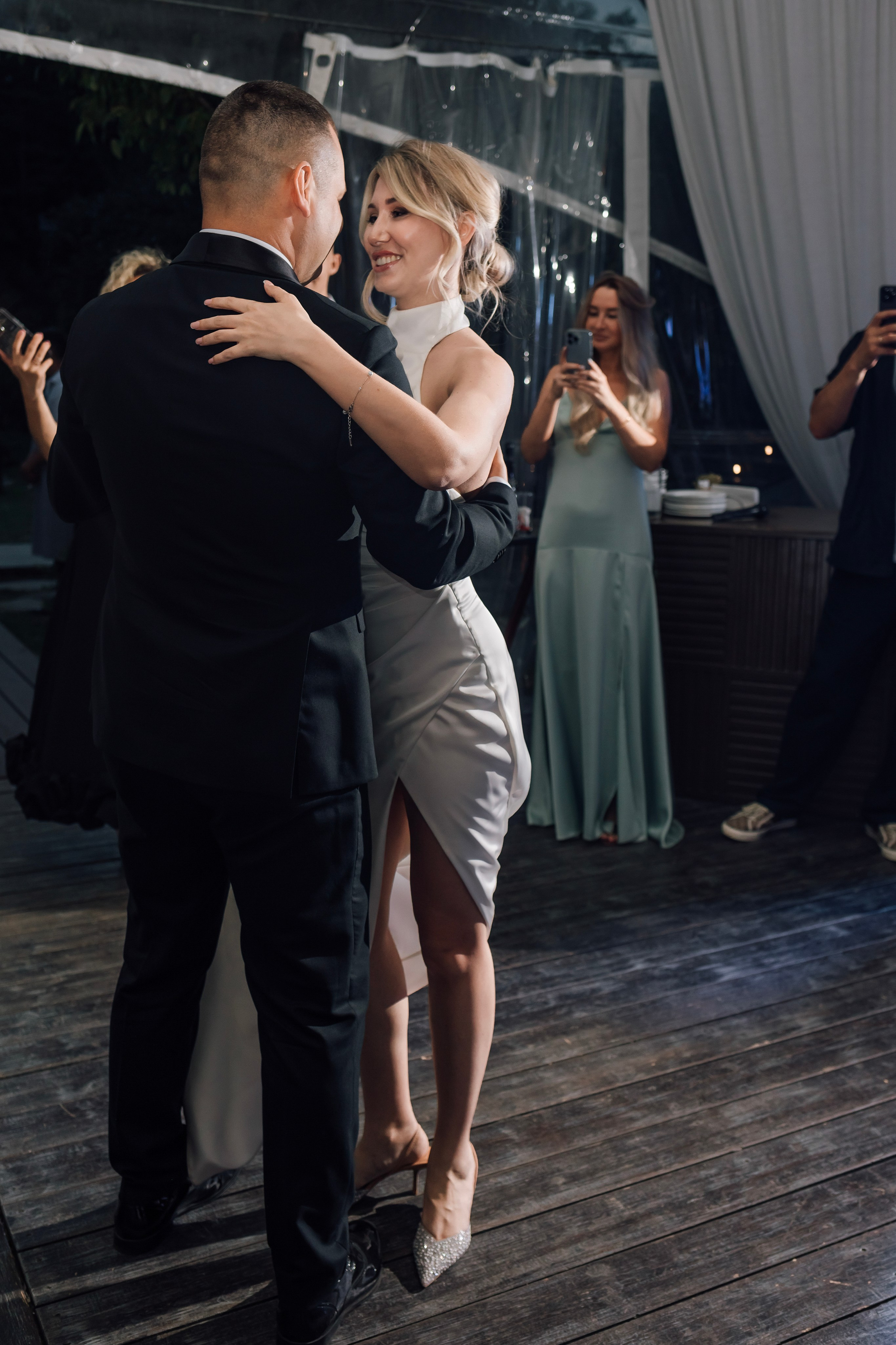 Ольга и Сергей. Свадьба в шатре. Свадебный и семейный фотограф в Москве Евгения Лисина