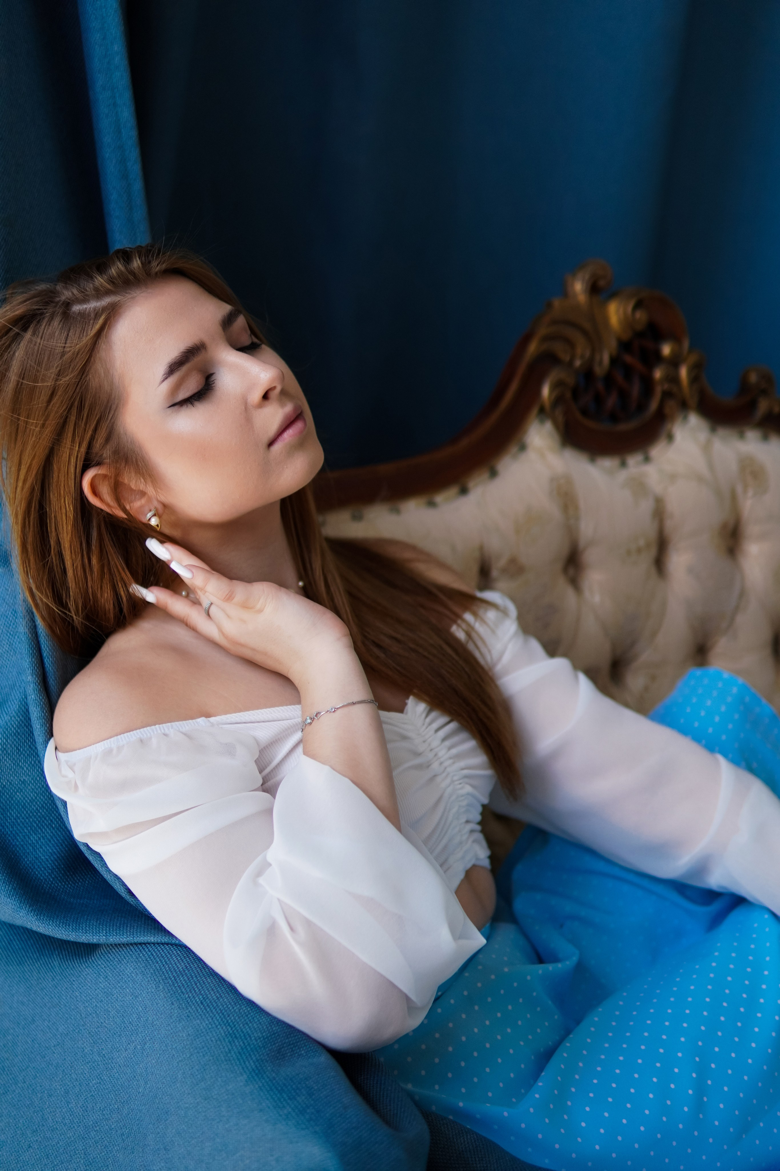 Фотосессия в студии. Фотограф и ретушер в Москве Екатерина Нарубина