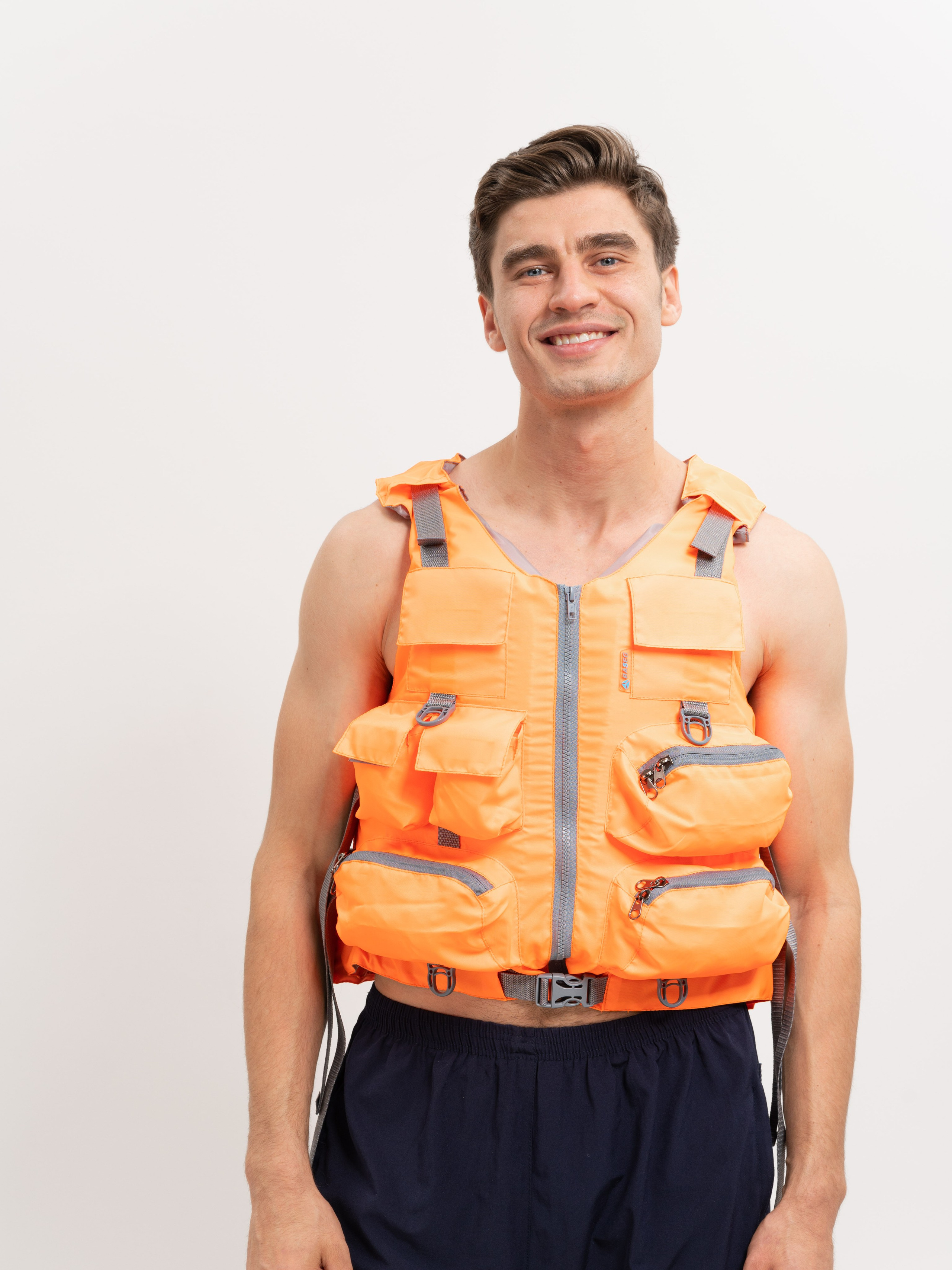 Каталог Мужчины. Студия рекламной и предметной съемки товаров WELKO Studio