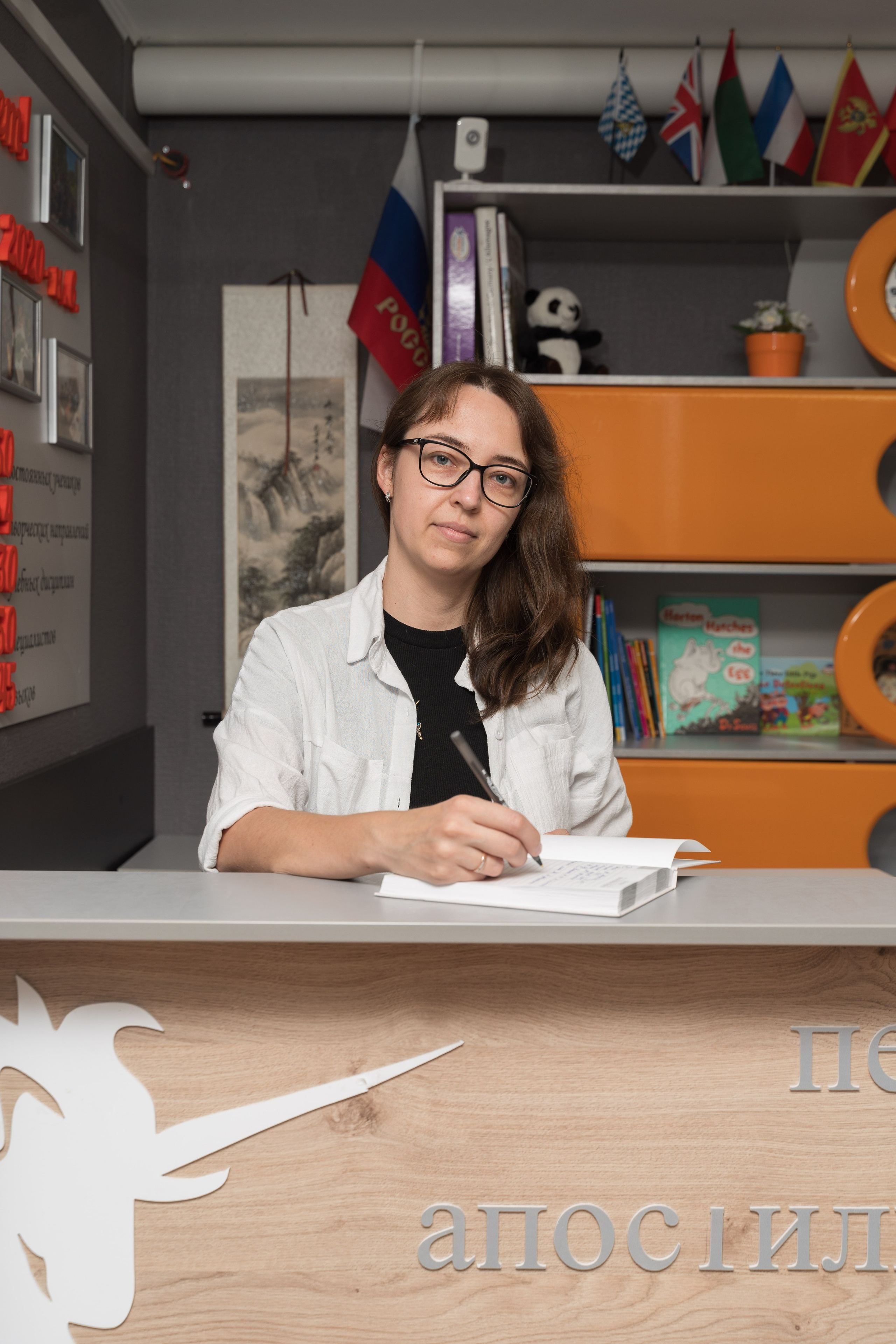 Съёмка сотрудников для образовательного центра Юникорн. Фотограф Наталья Соколовская. Новосибирск