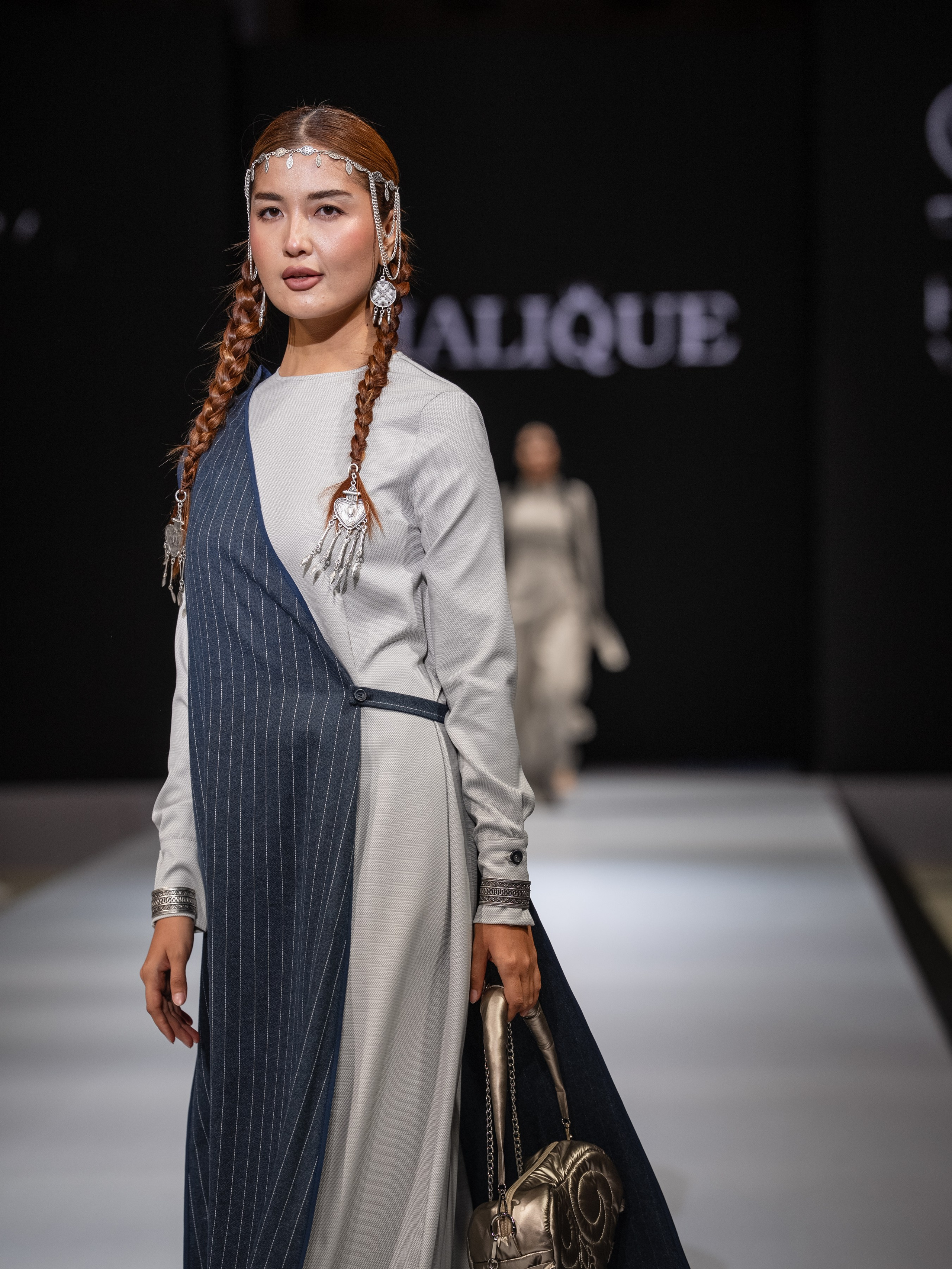 EURASIAN FASHION WEEK Malique. Сайт Алматинского НЮ АРТ, будуар и фэшн фотографа Дениса Карпенко