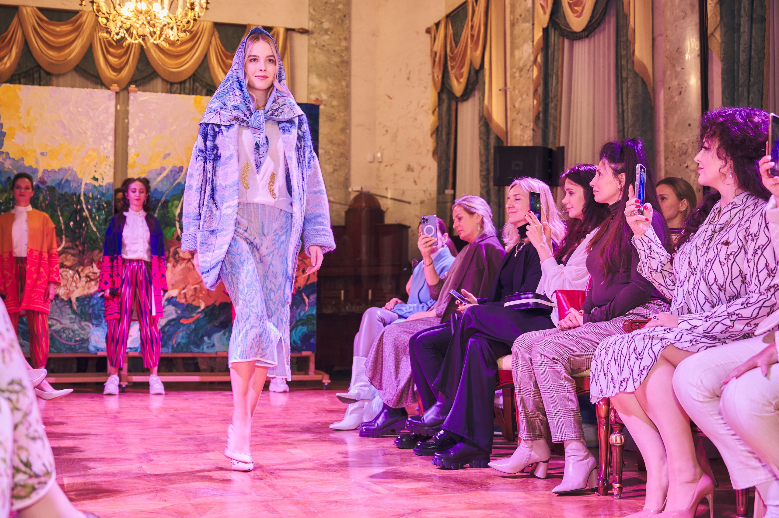 21.09.22 Люблино — Показ коллекции платьев. Никита Хохловский фото и видео продакшн