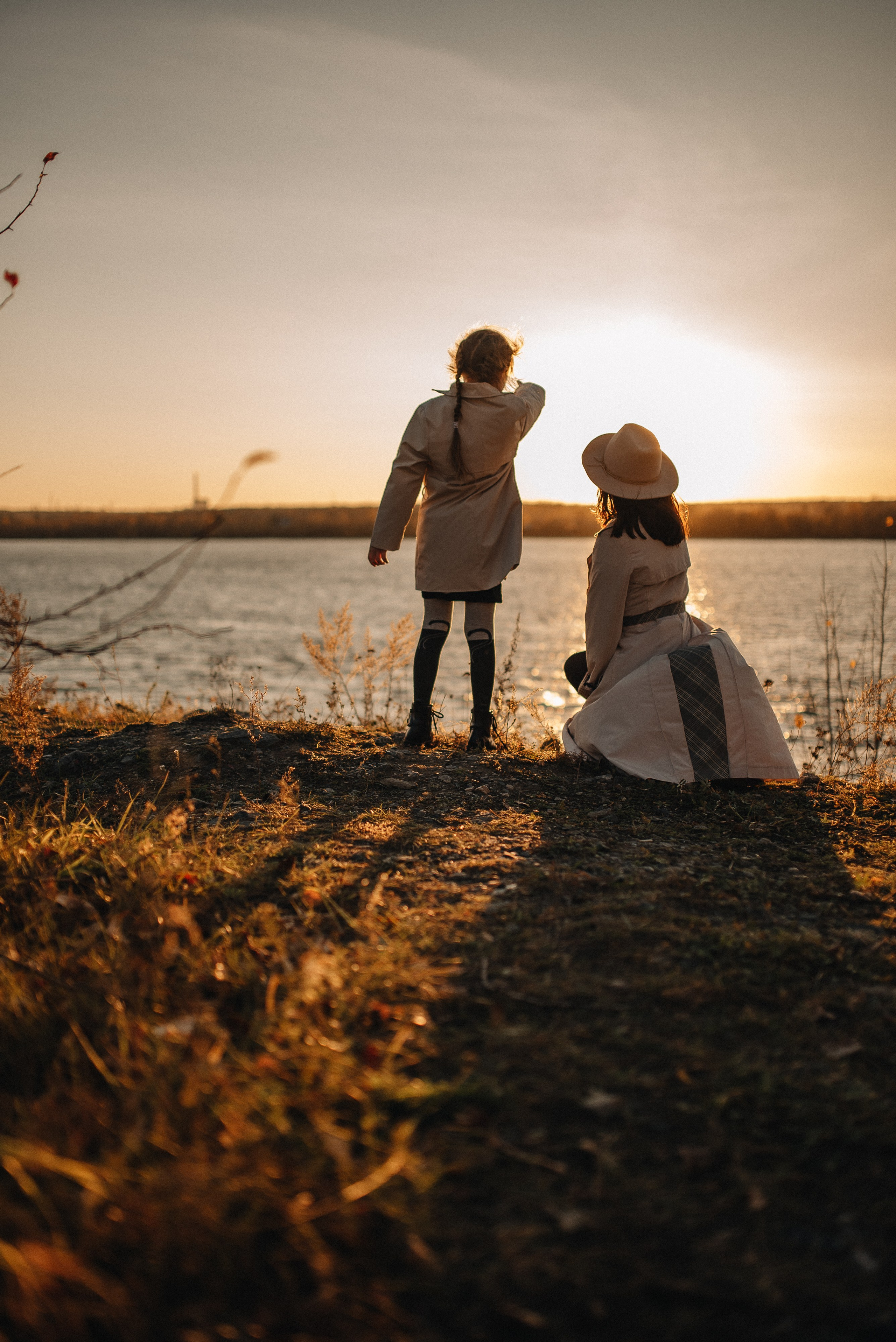 Катя и Варя (маяк). Семейная фотосессия в Новосибирске от фотографа Ольги Коваль