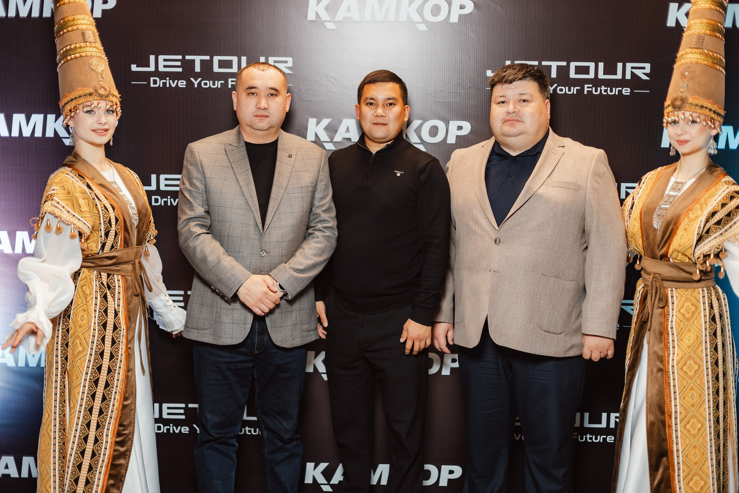 Открытие Jetour. Кипятком Павлодар