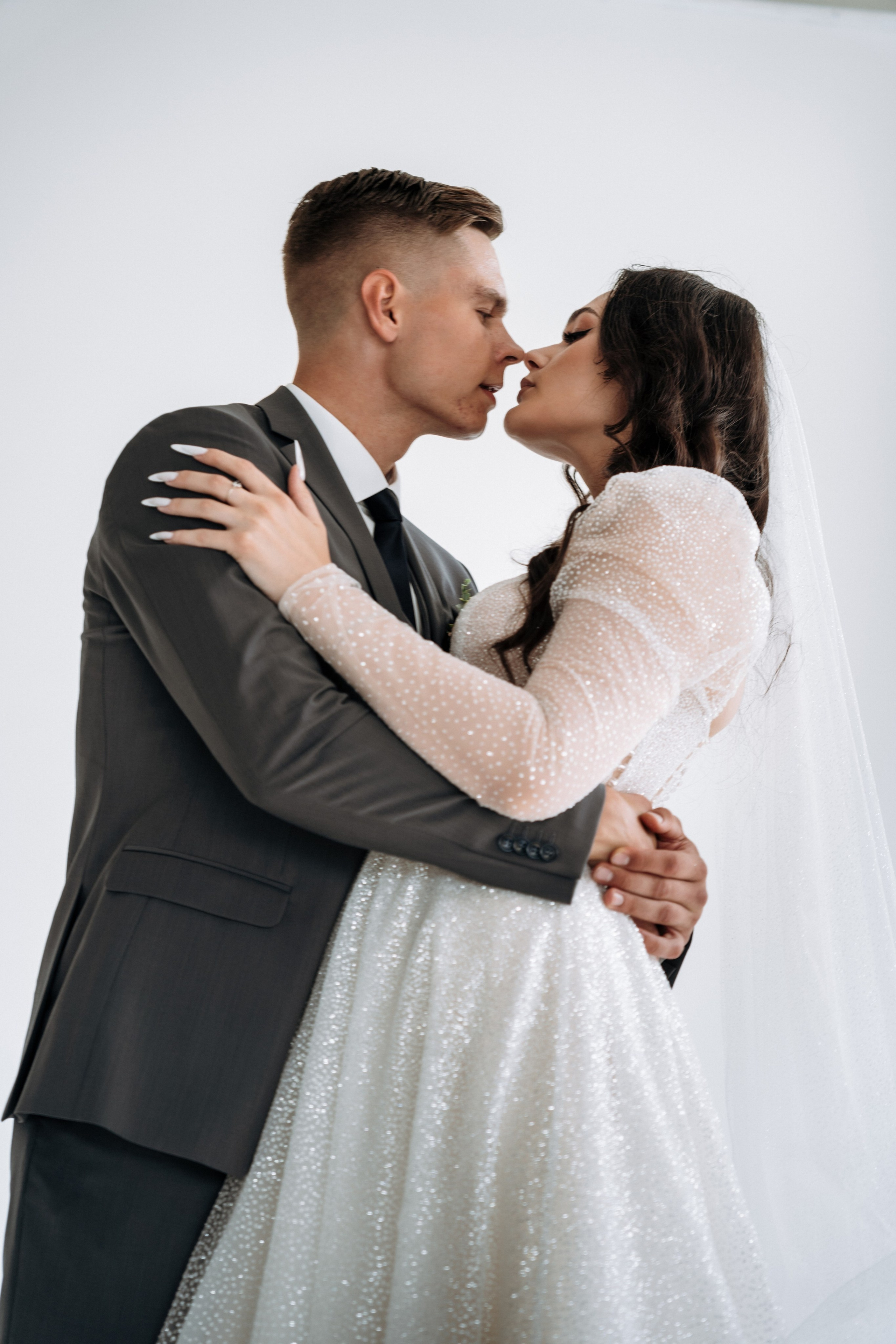 Студийная свадебная фотосессия в Тамбове, фотограф Павел Четвертков.