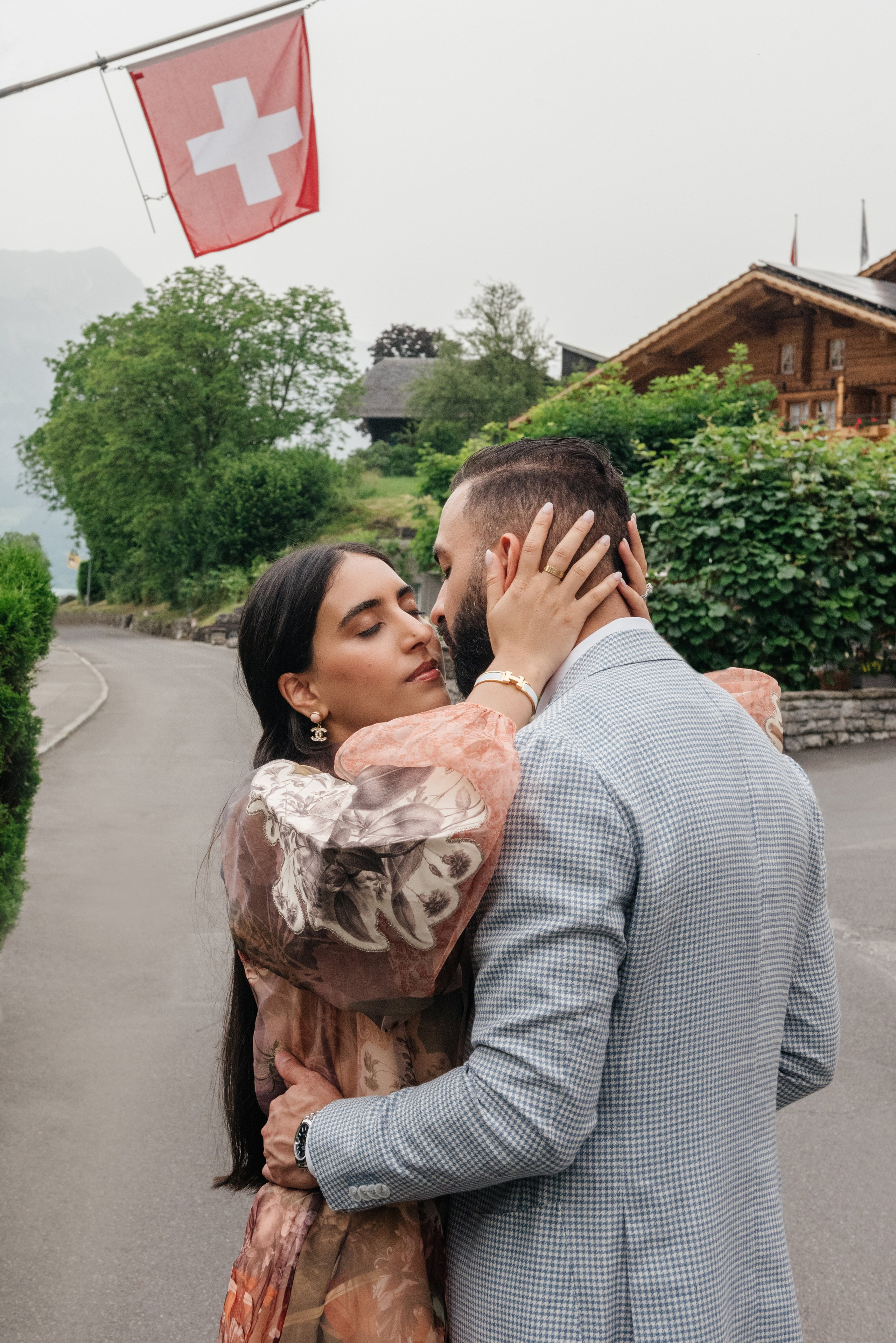 Karan & Palak (Iseltwald). Photographer in Interlaken area