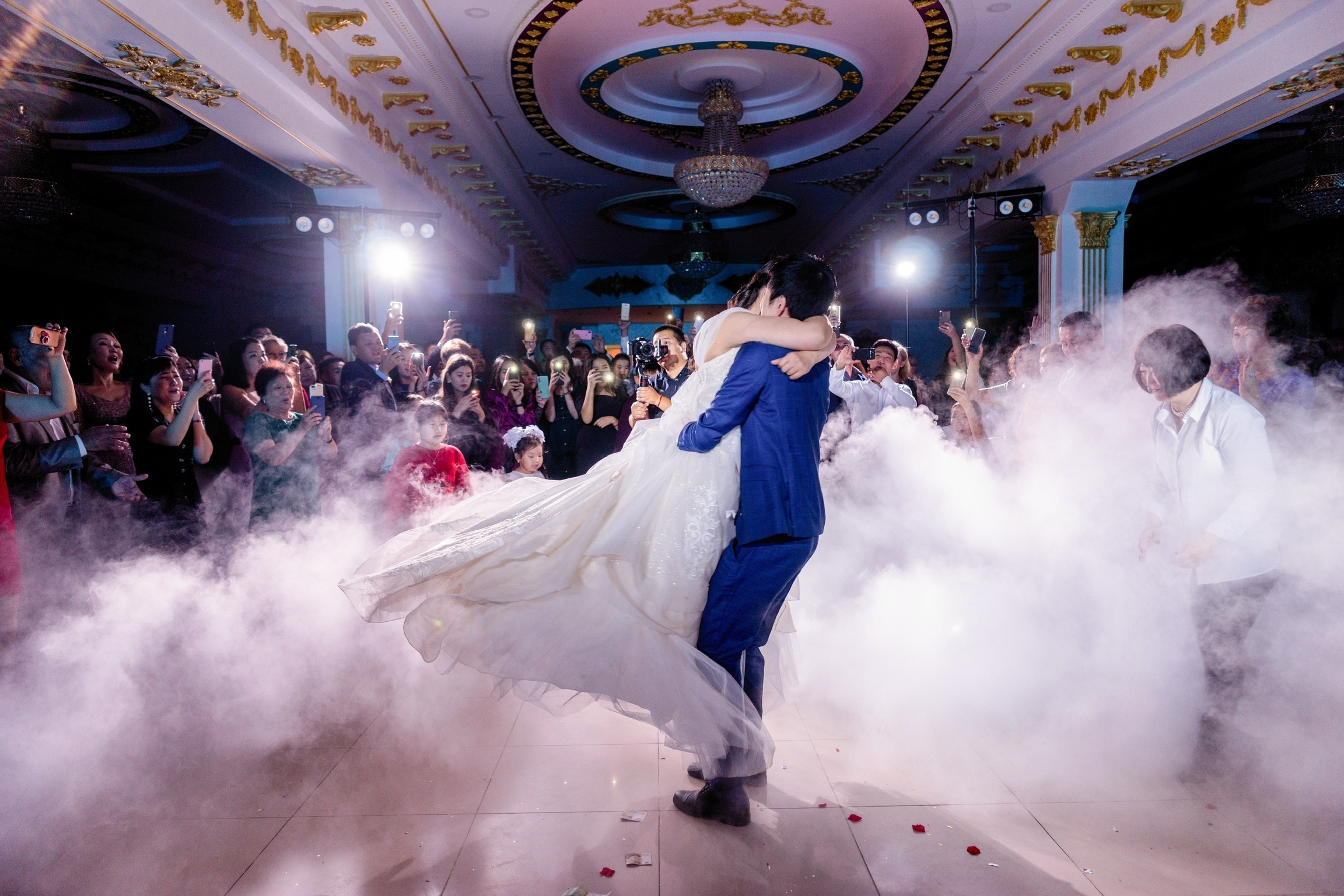 Свадебный фотограф в Элисте Аркадий Шарманжинов