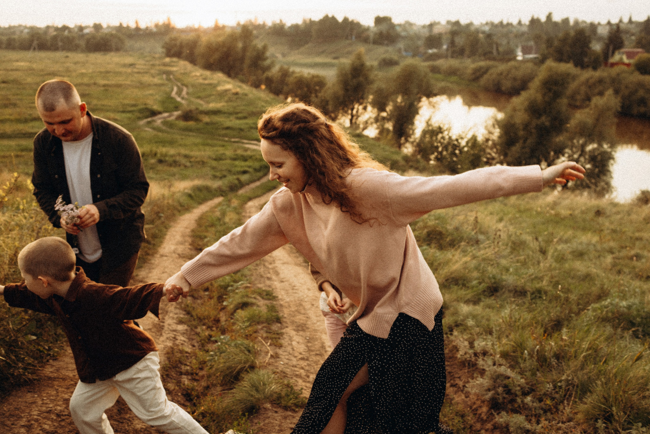 В лучах заката. Lifestyle семейный и детский фотограф в Омске Иванова Екатерина