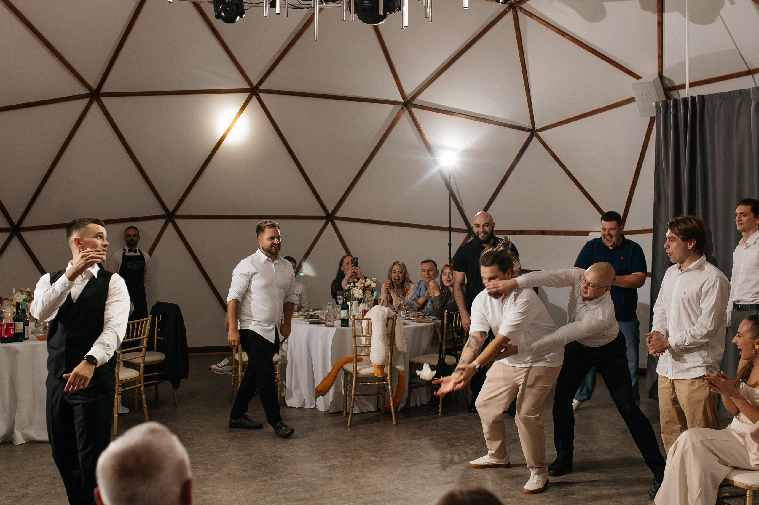 ANONS. Мария — Свадебный фотограф