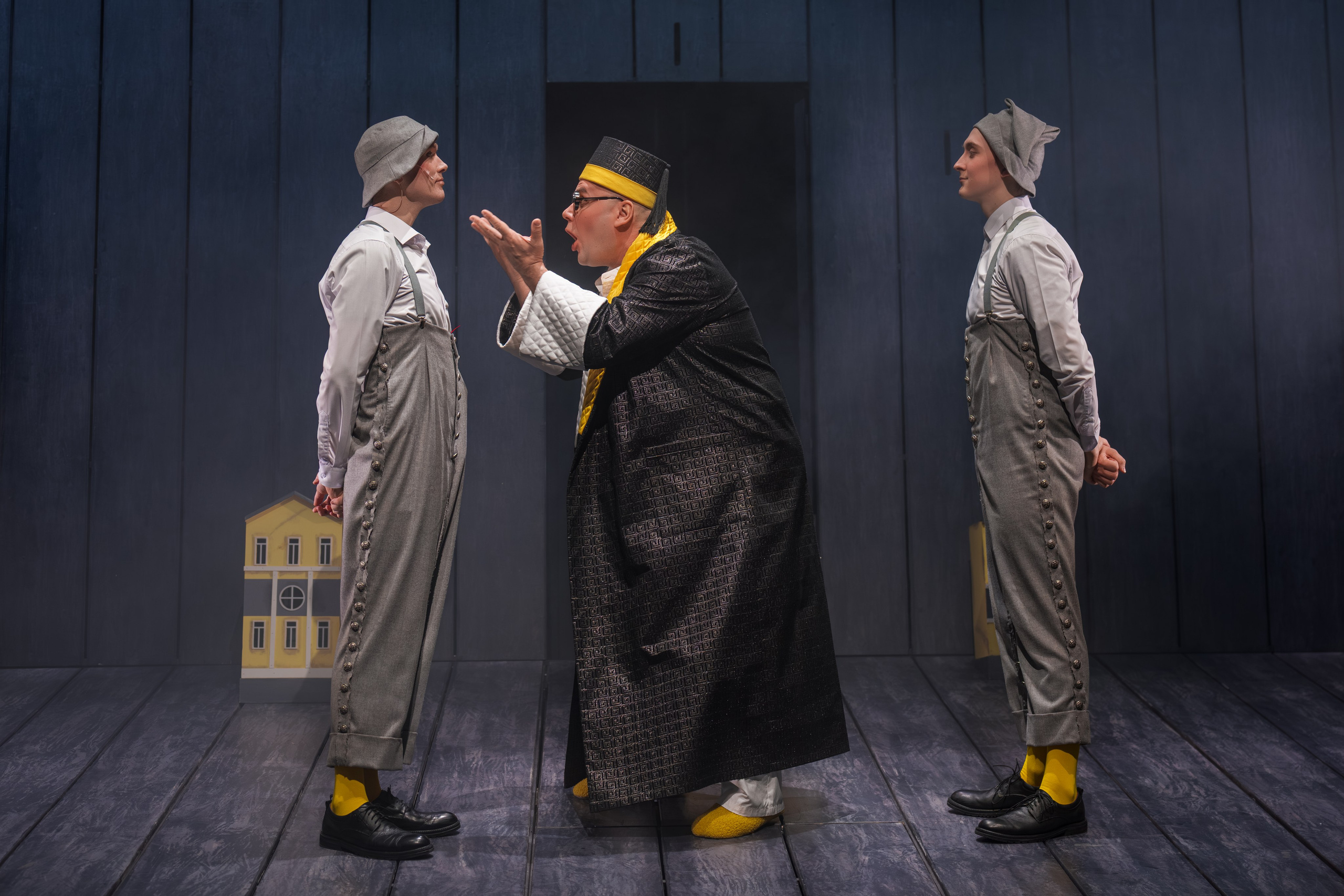 Театр Терезы Дуровой: Ревизор. Сайт фотографа Сергея Абрамова