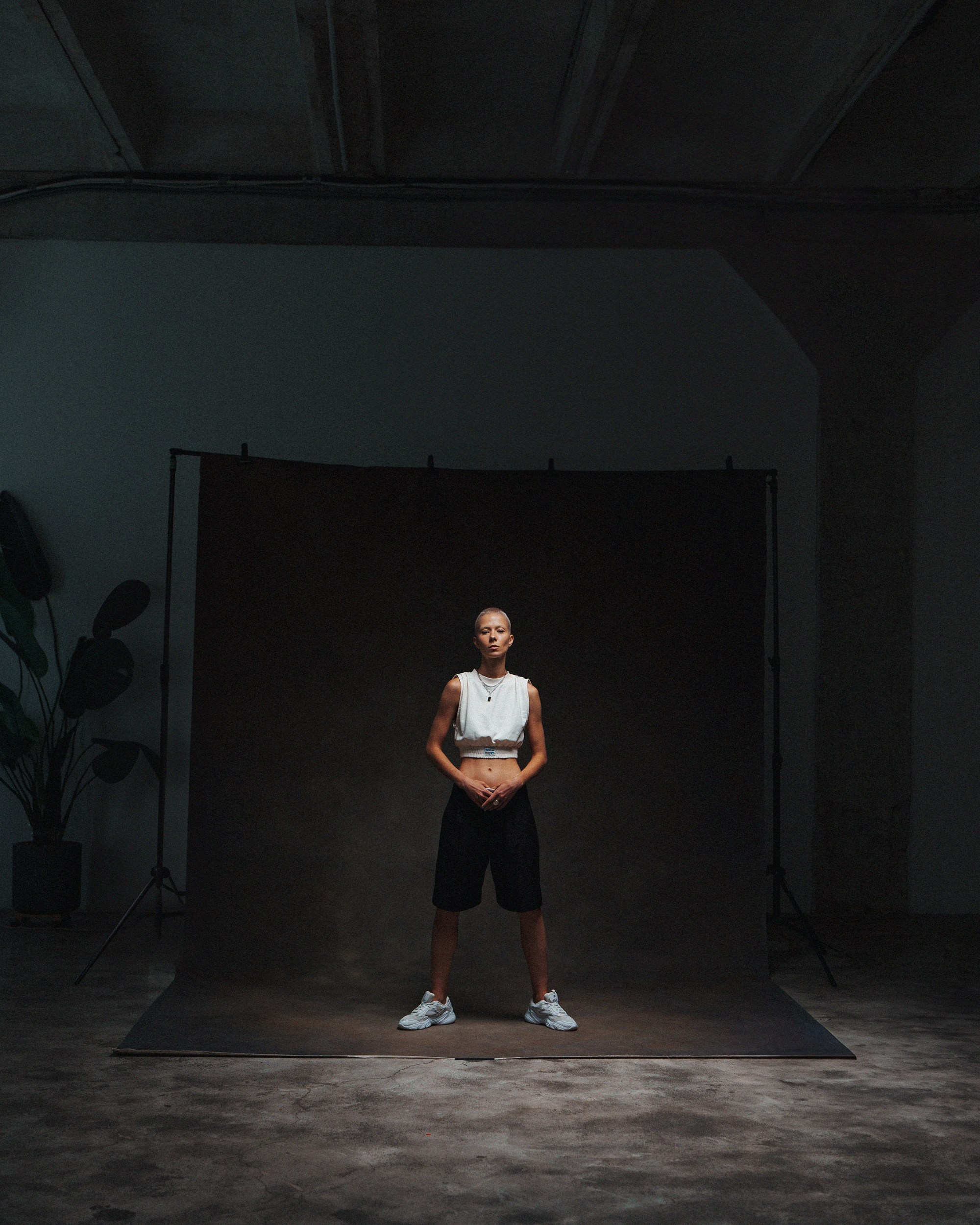 Портрет в студии, контент для блога, экспертная фотосессия | женский портрет | фотосессия в студии | фото контент для блога | экспертный блог визуал | контент инстаграм | экспертная съемка | контент фотосессия | личный блог визуал | личный бренд визуал | контент фотосессия | идеи фотосессии для контента | фото для блога | женский экспертный блог | фотосессия для личного бренда | бренд съемка