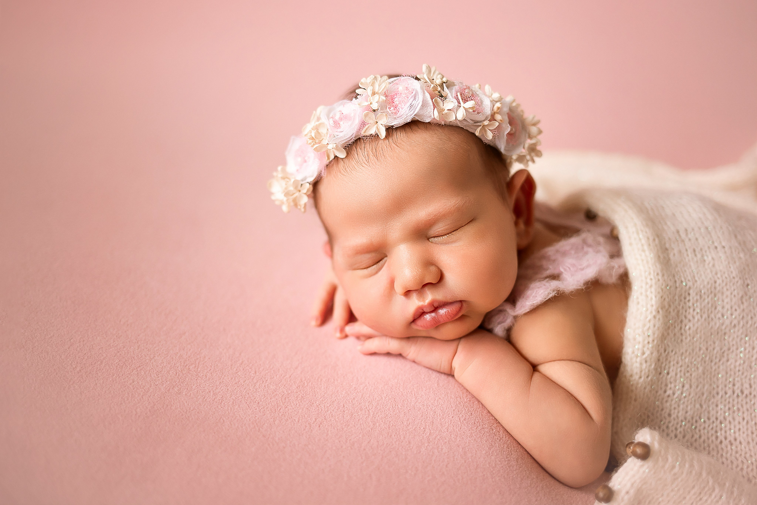 Фотосессия новорожденного. Фотограф новорожденных в Новосибирске