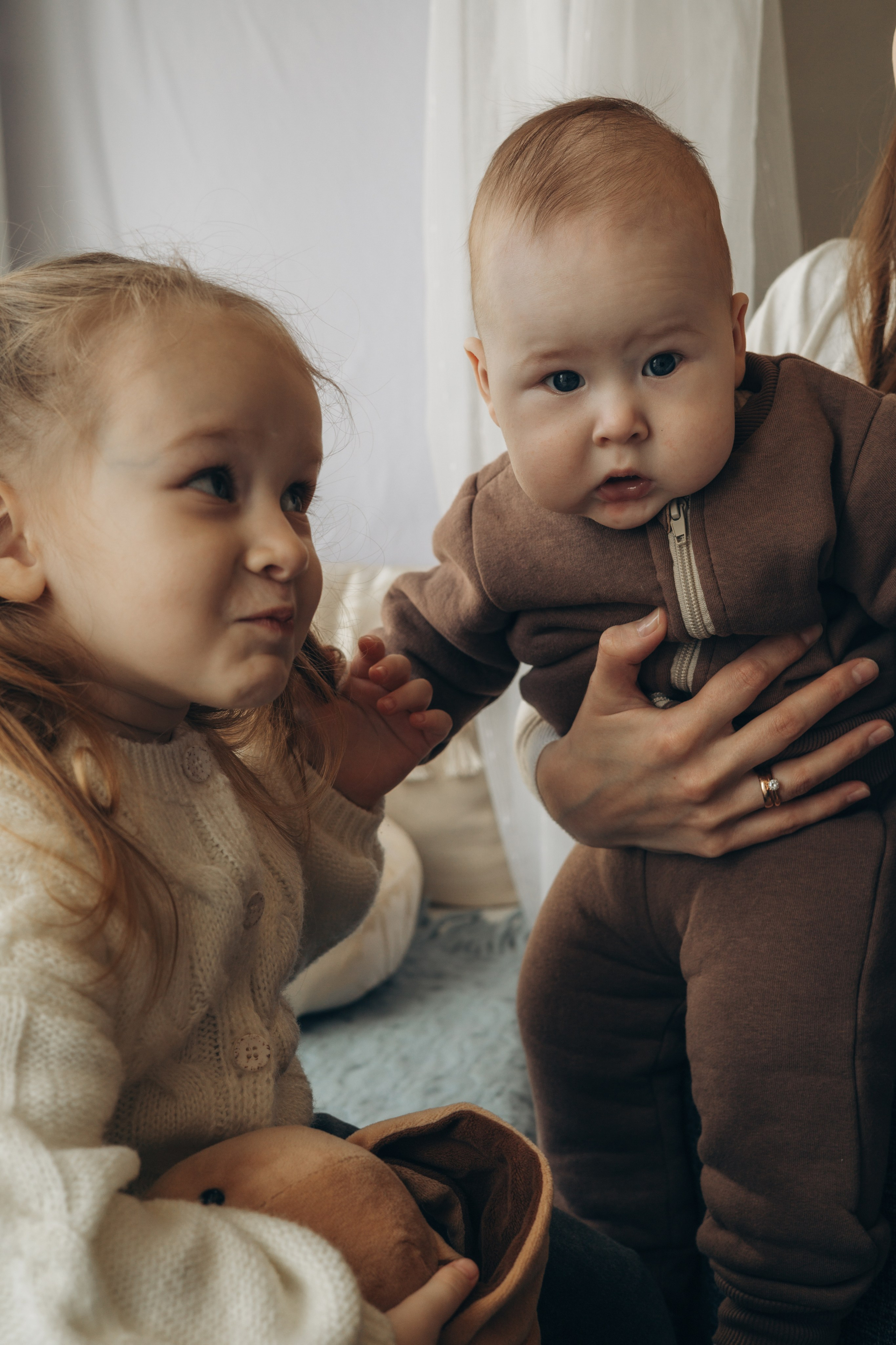 Наташа, Вова, Машенька и Паша. Ваш фотограф